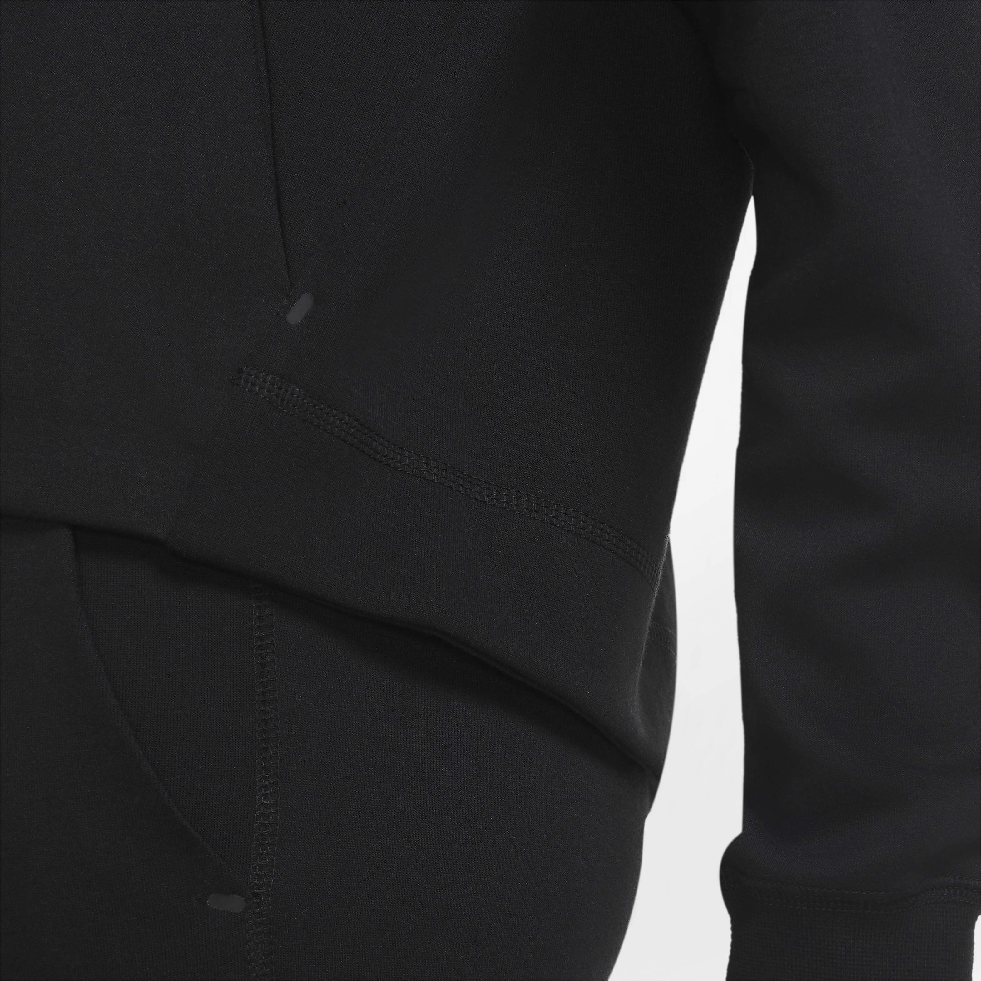 نايكي سبورتسوير تك فليس ويندرانر image number 4