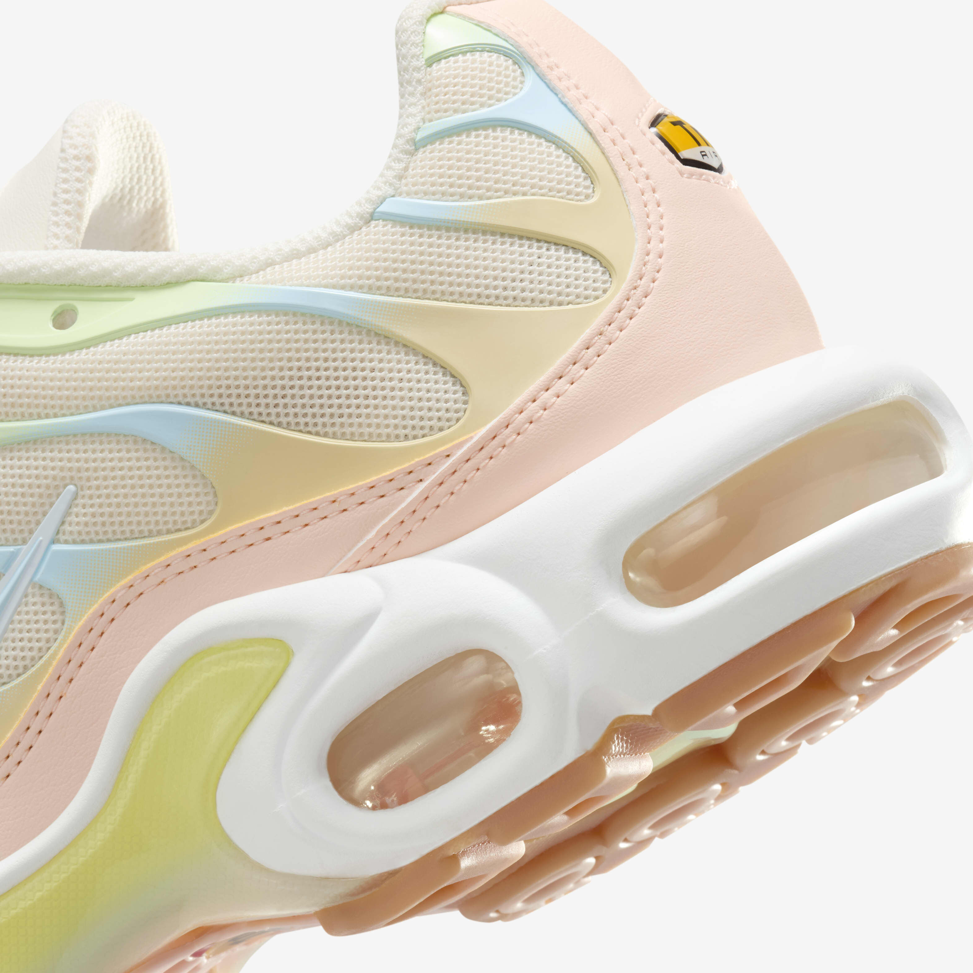 New nike air max plus womens online