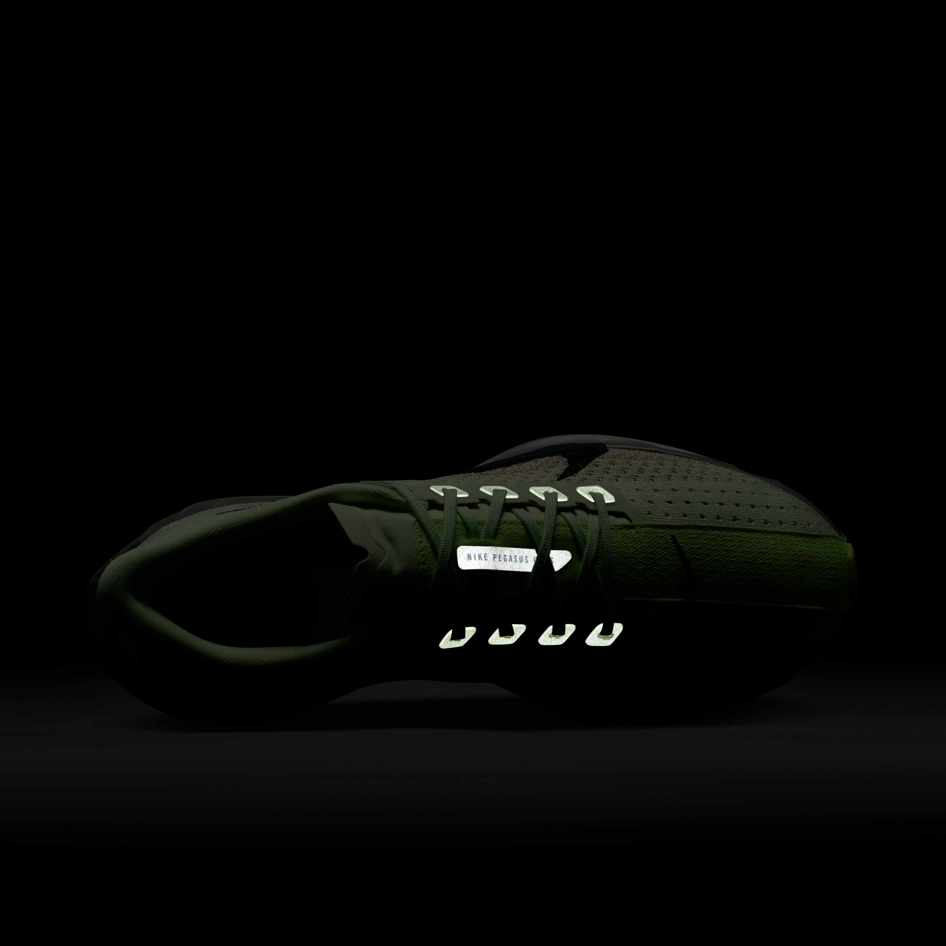 نايكي بيجاسوس بلس image number 8