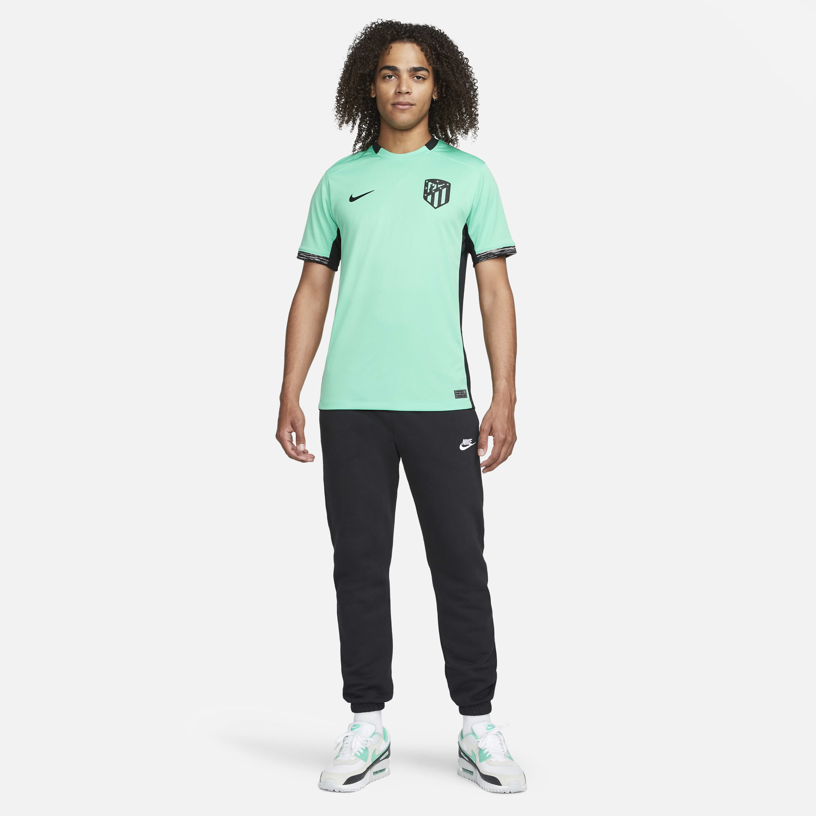 أتلتيكو مدريد 2023/24 ستيديوم البديل image number 6