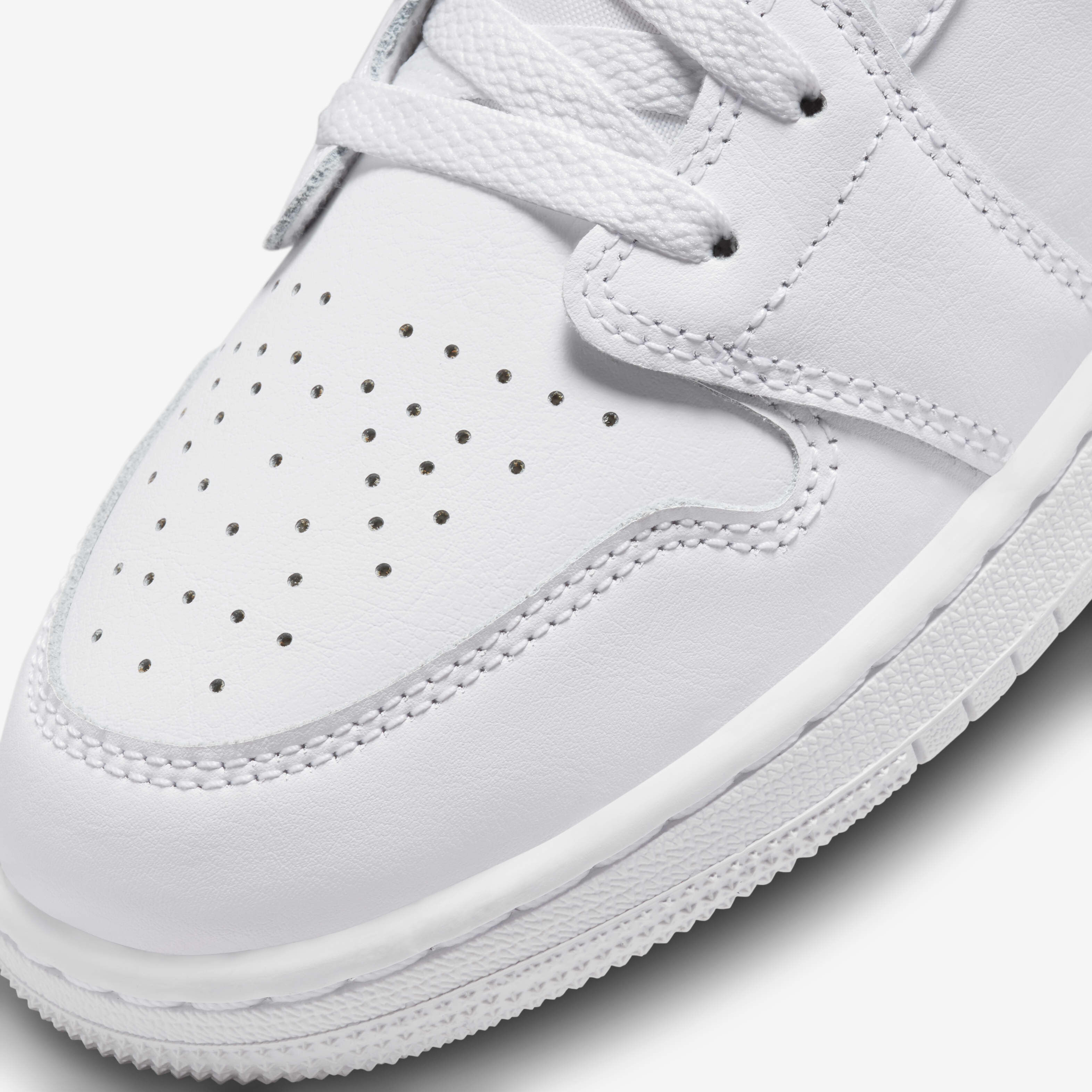 Air Jordan 1 Low image number 6