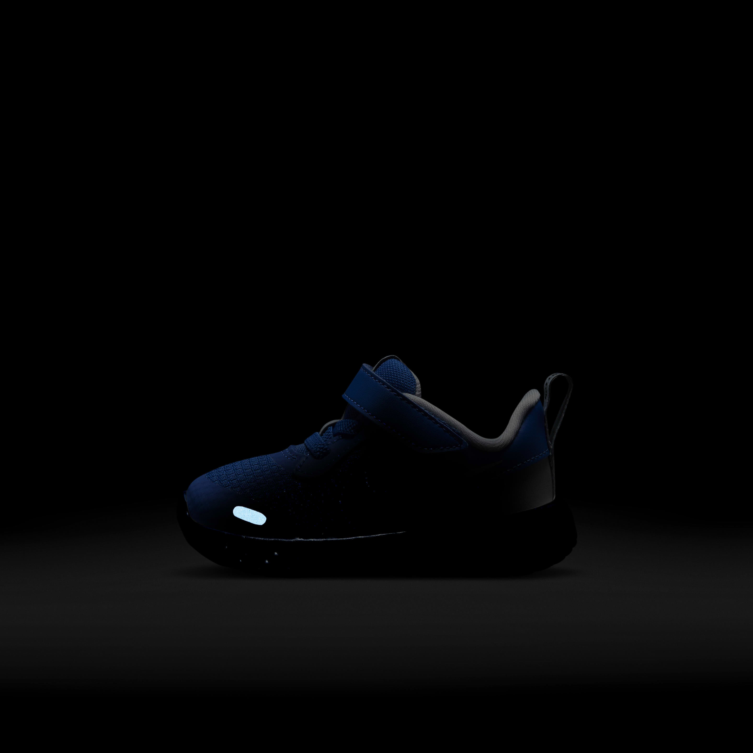 Nike Revolution 5 image number 7