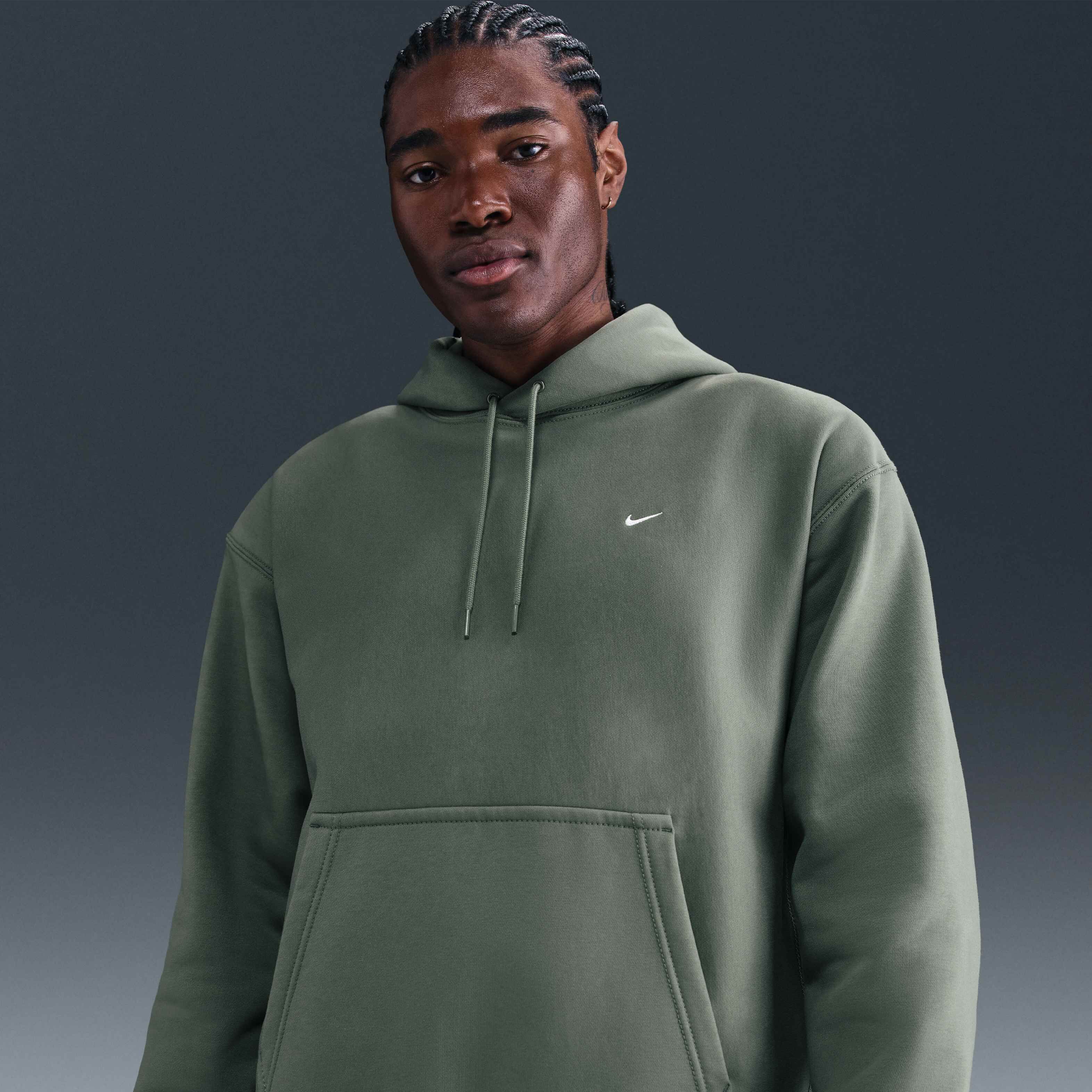 Nike Solo Swoosh image number 0