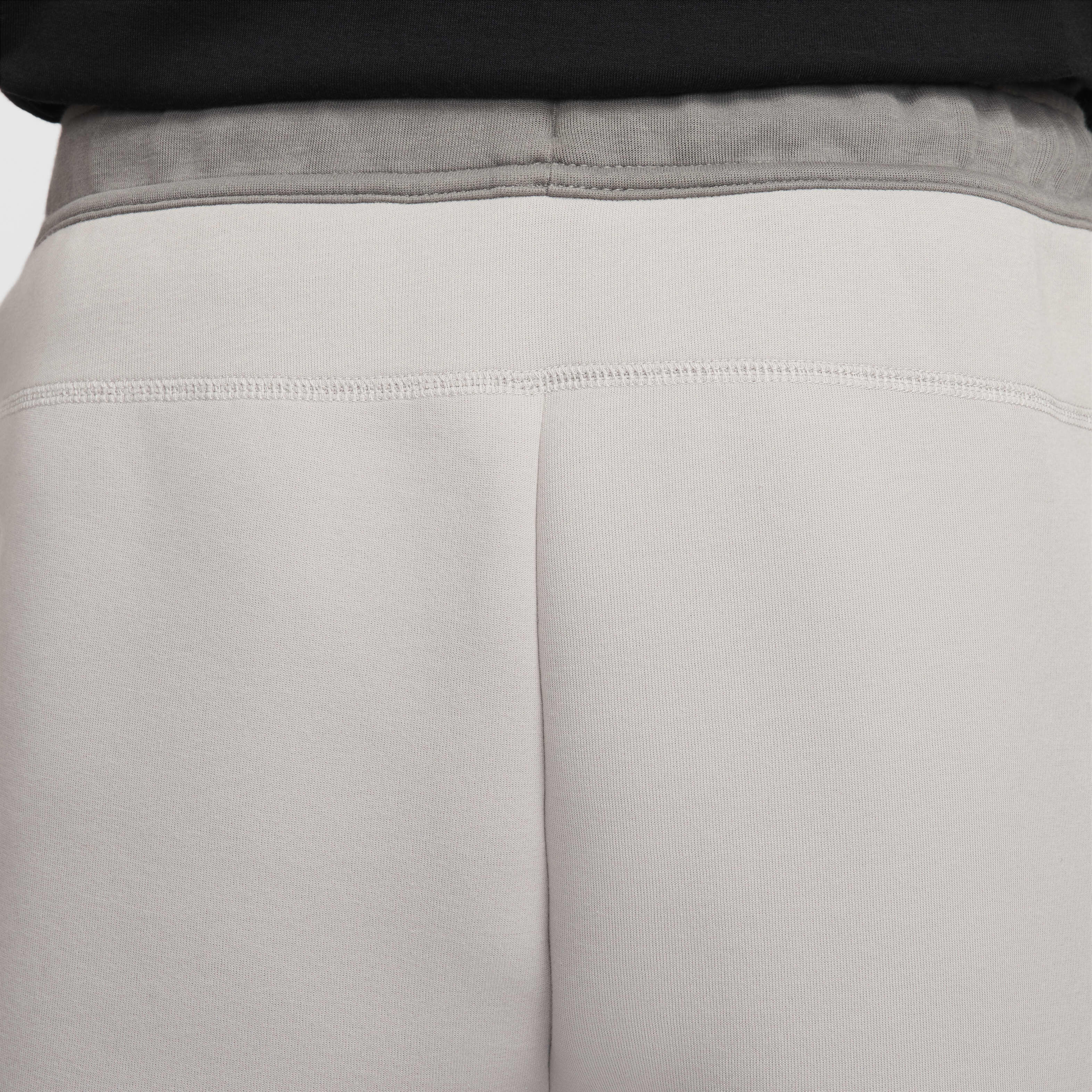 Nike Sportswear Tech Fleece image number 6