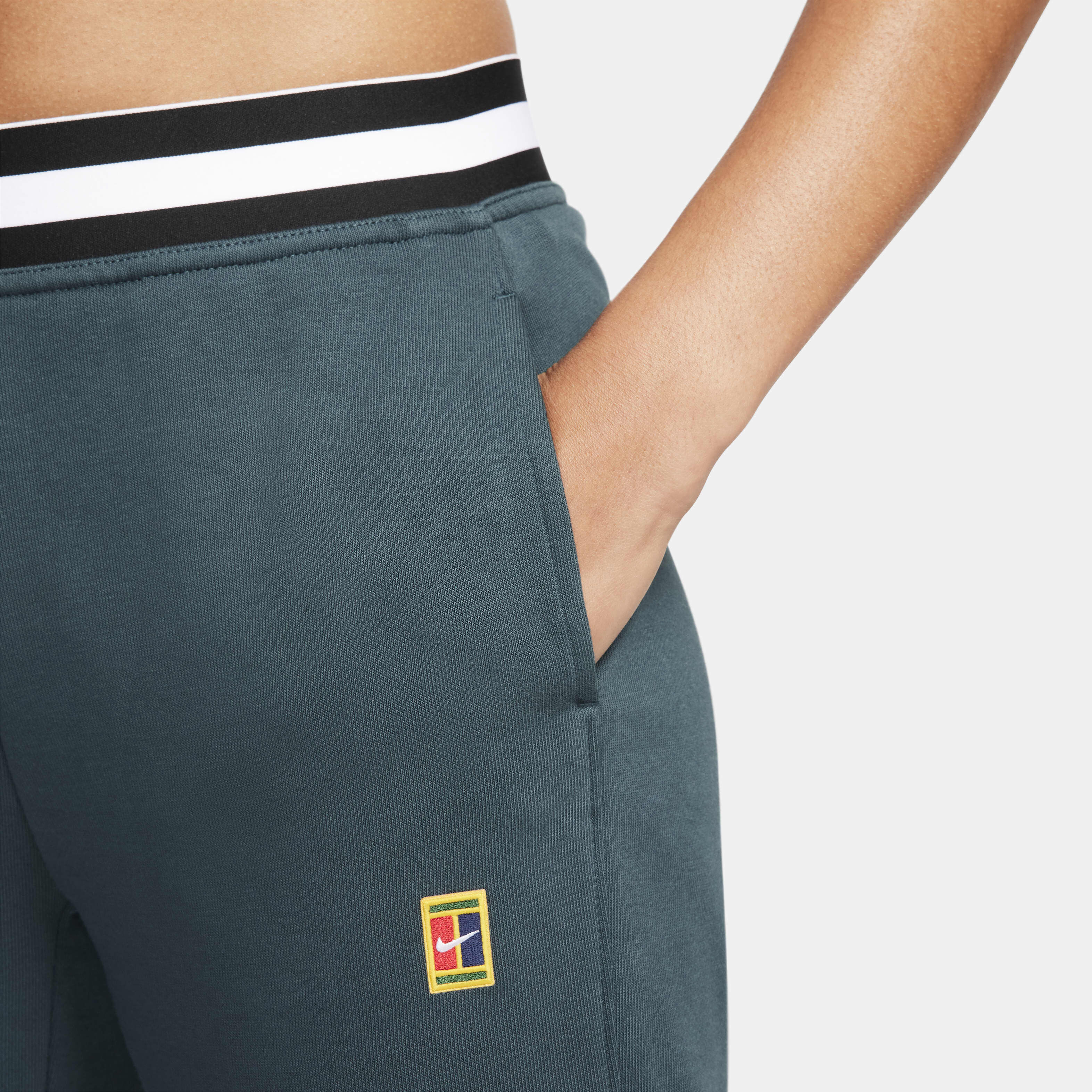 NikeCourt Dri-FIT Heritage image number 2