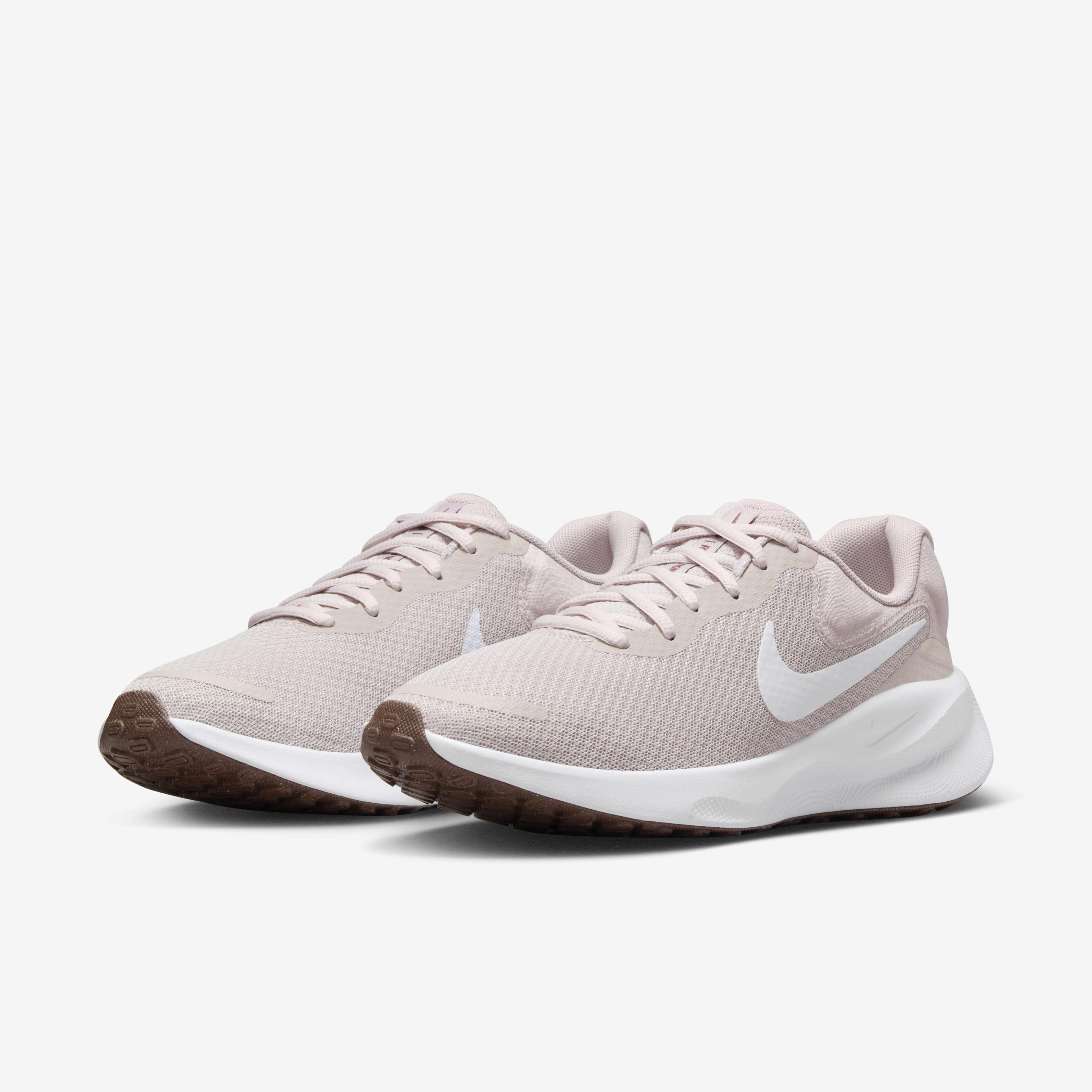 Nike Revolution 7 image number 4