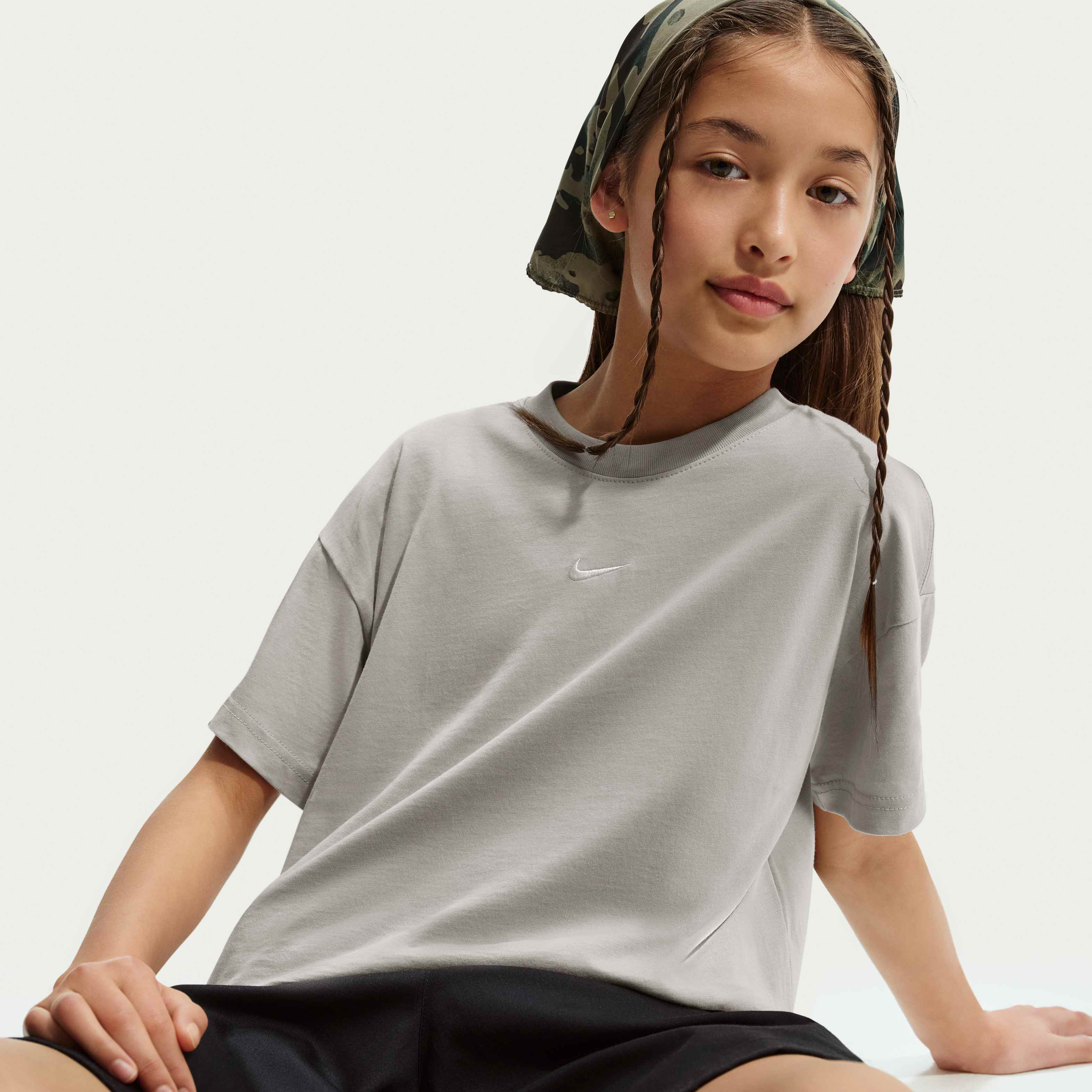 نايكي سبورتسوير ايسنشال image number 2