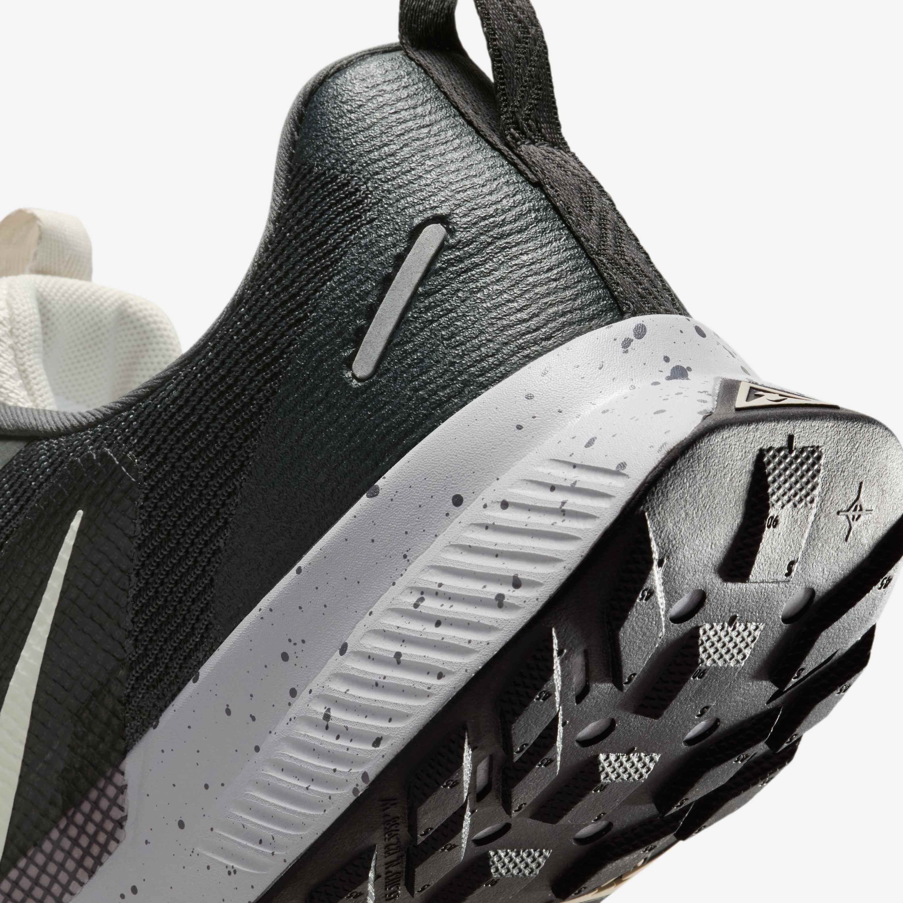 نايكي جونيبر تريل 4 image number 7