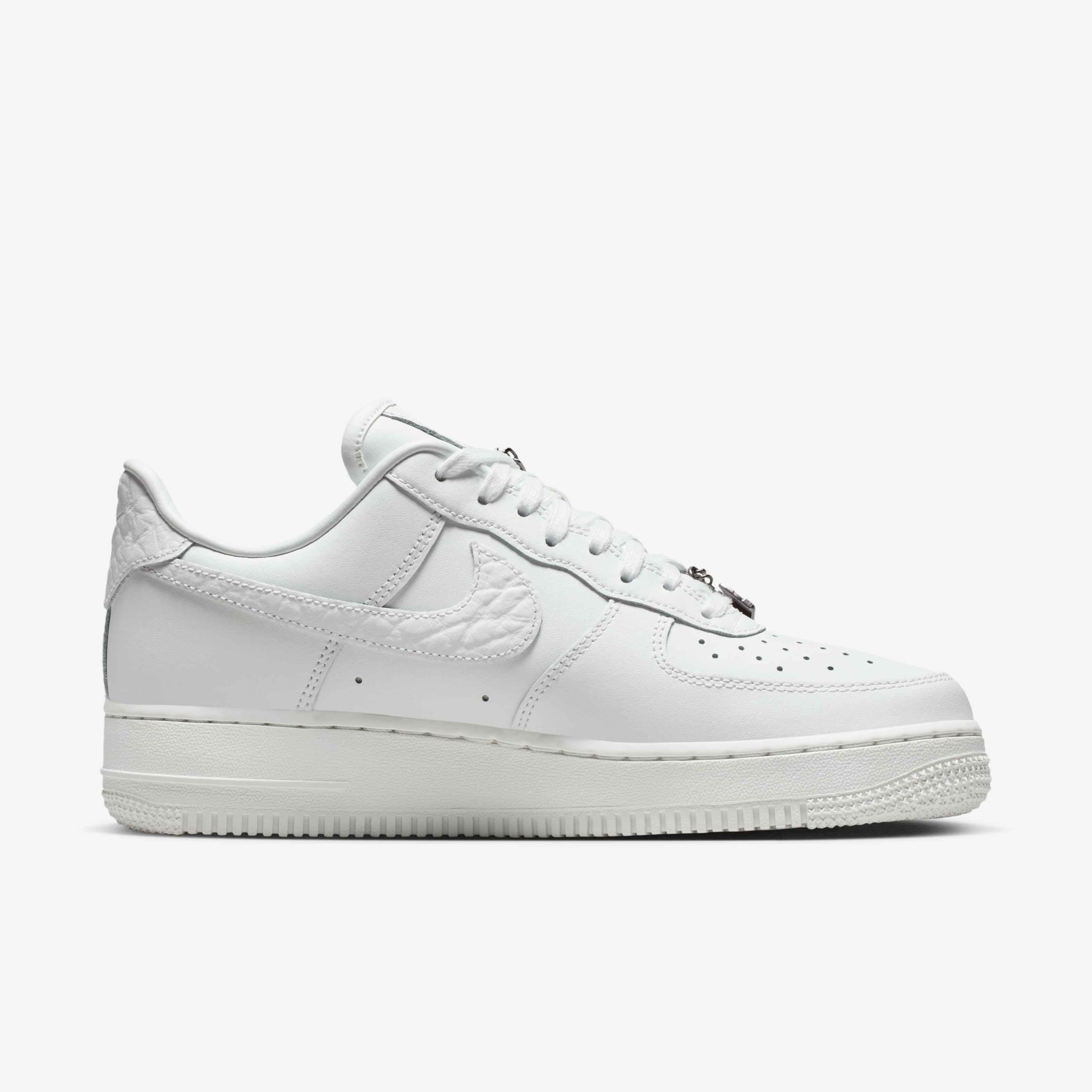 Nike Air Force 1 '07 Low image number 2