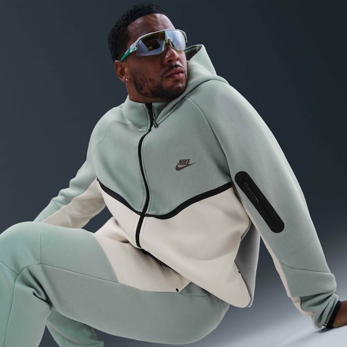 Nike Tech image number 7 Nike Tech image number 7