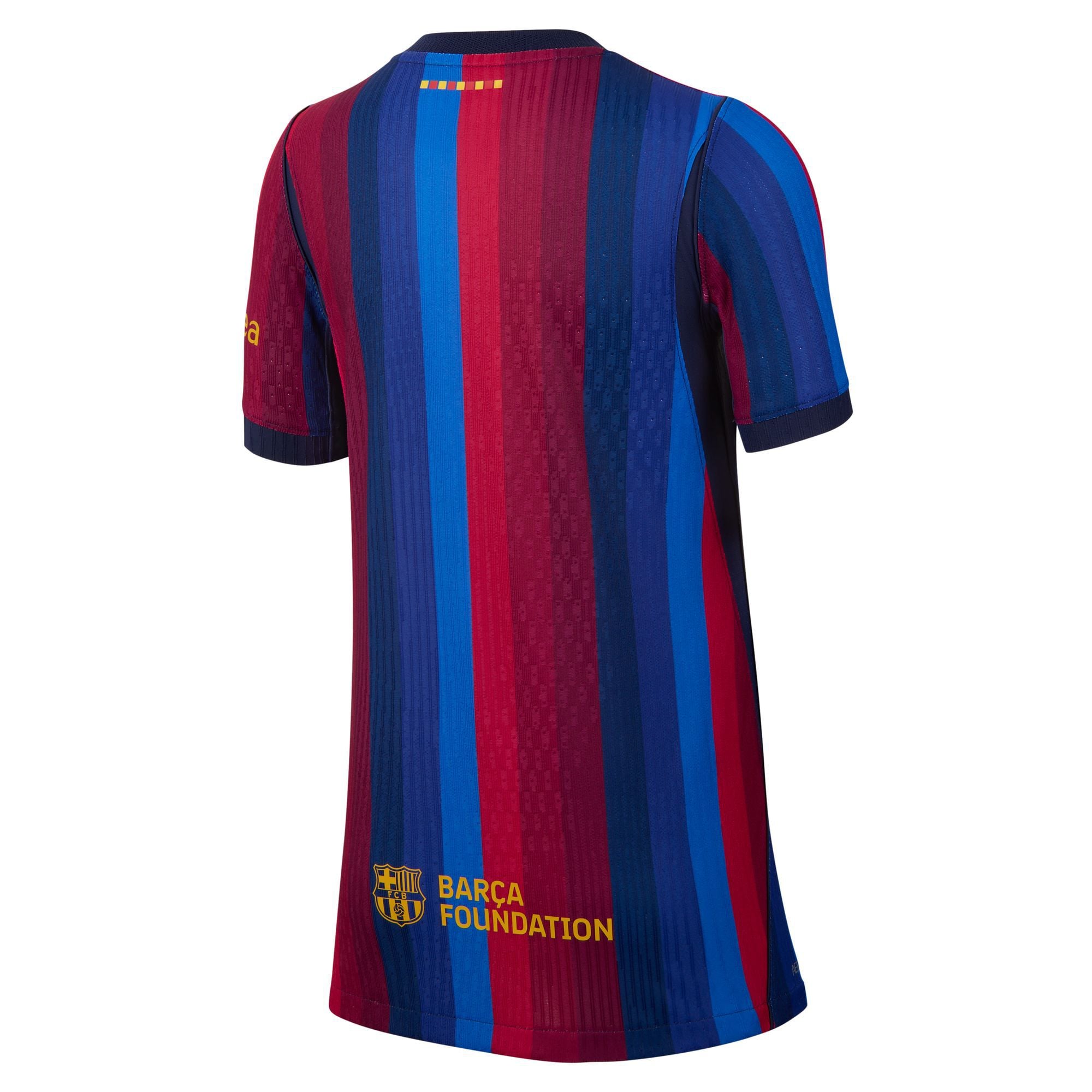 برشلونة 2026/27 ماتش الأساسي image number 2