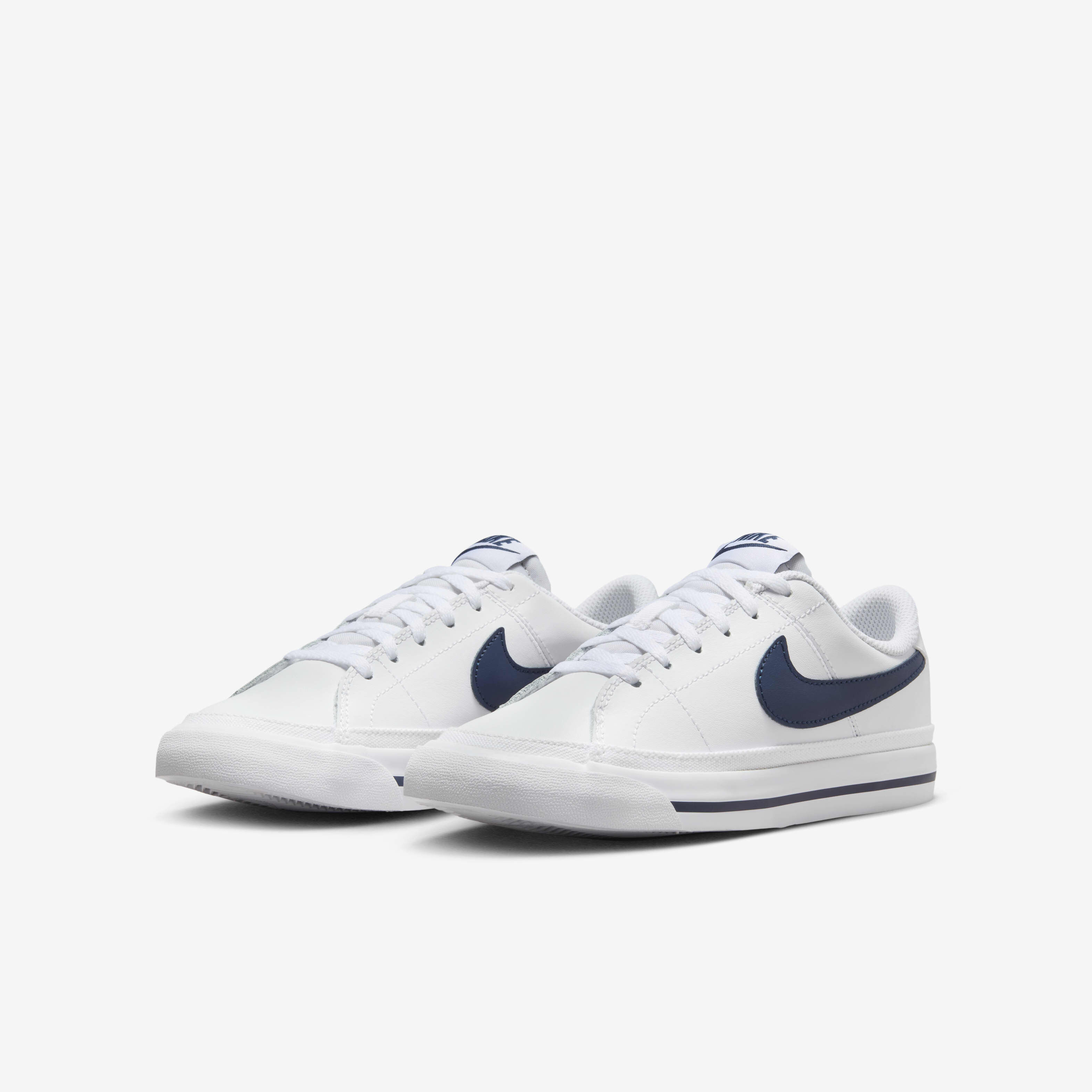 NikeCourt Legacy image number 4