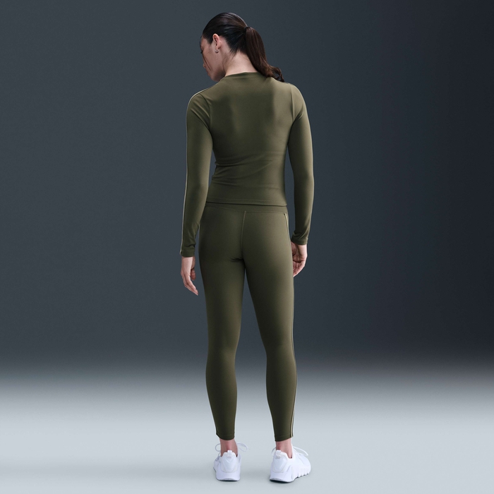 Nike One Fitted image number 4 Nike One Fitted image number 4