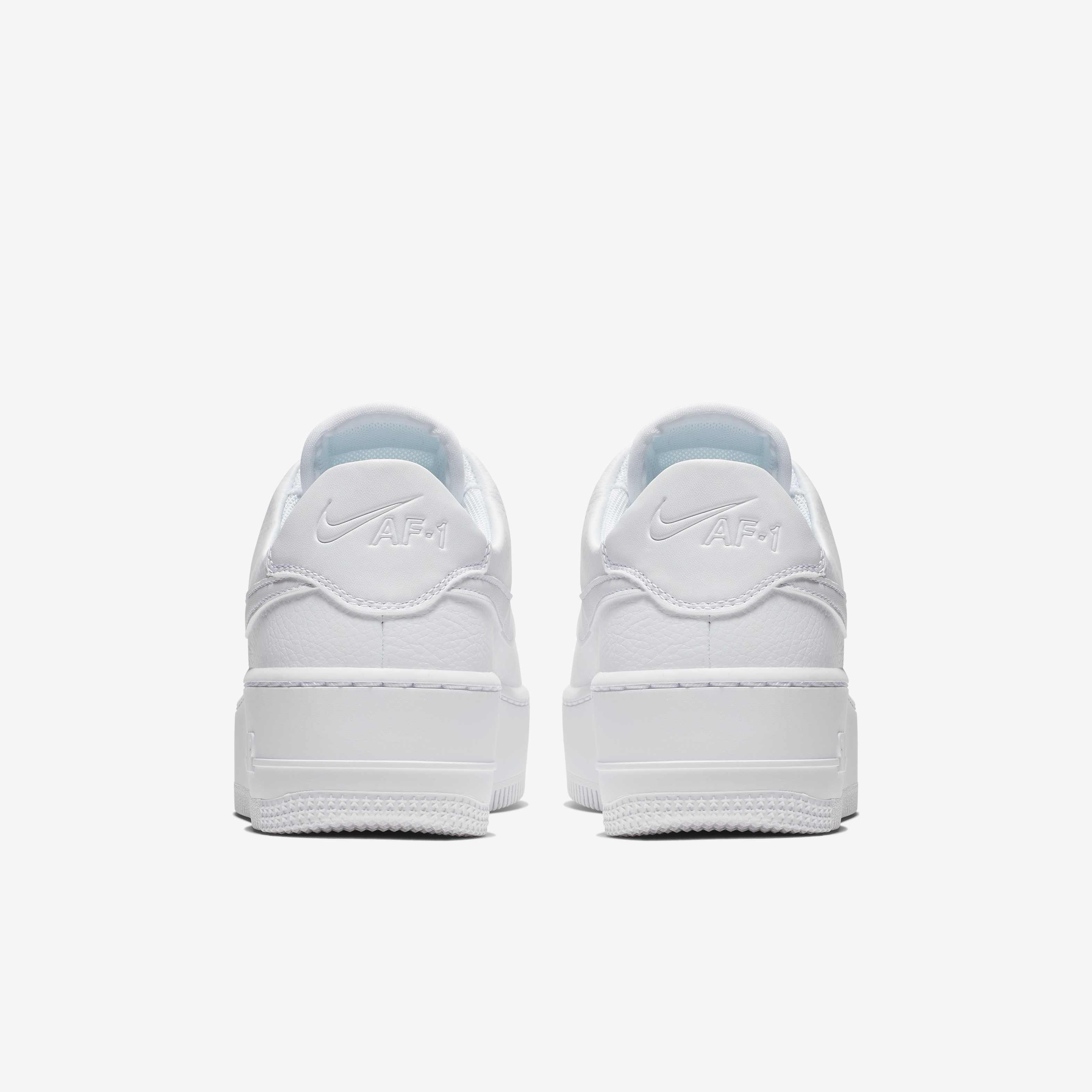 نايكي اير فورس 1 سيج لو image number 5