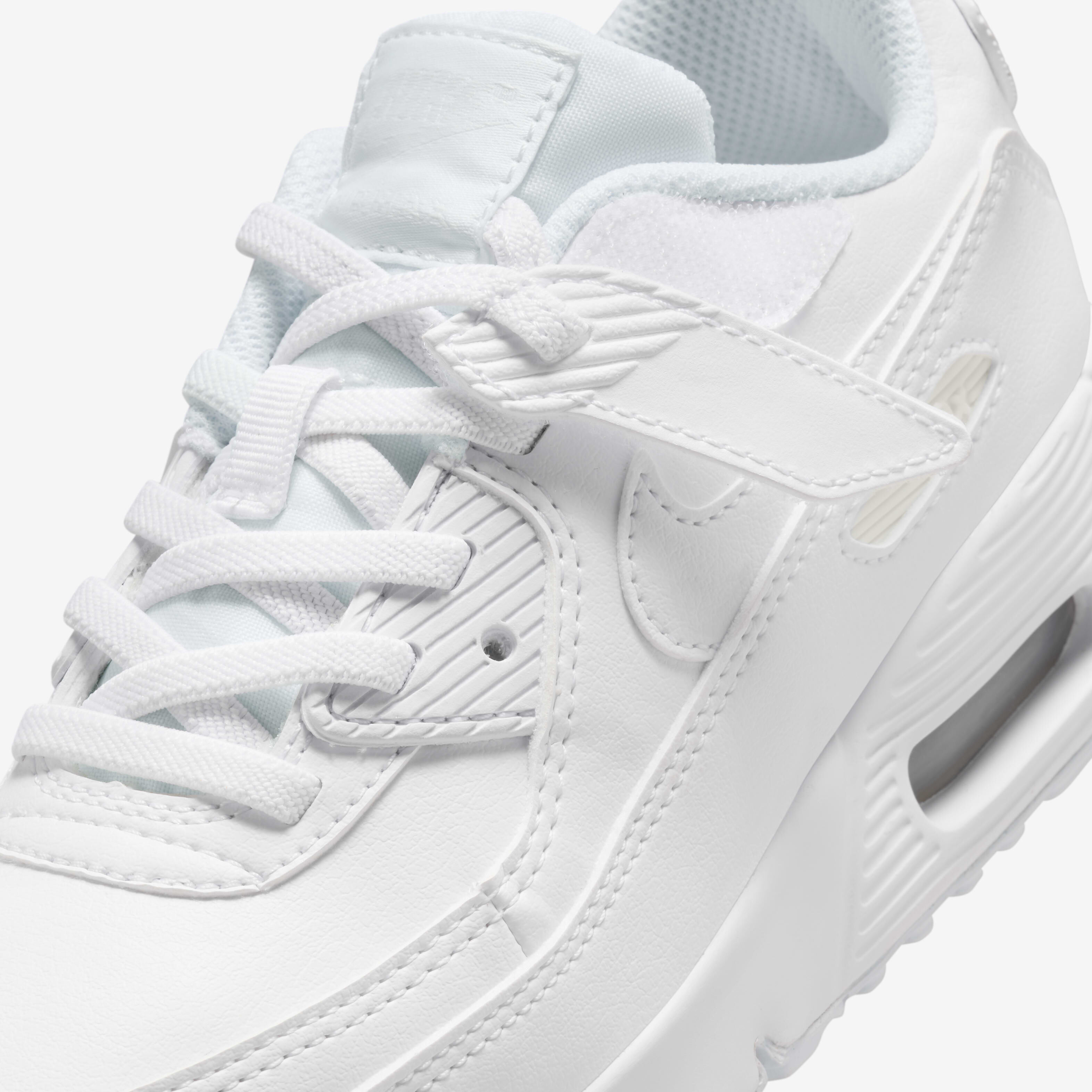 Kids white nike air max shop