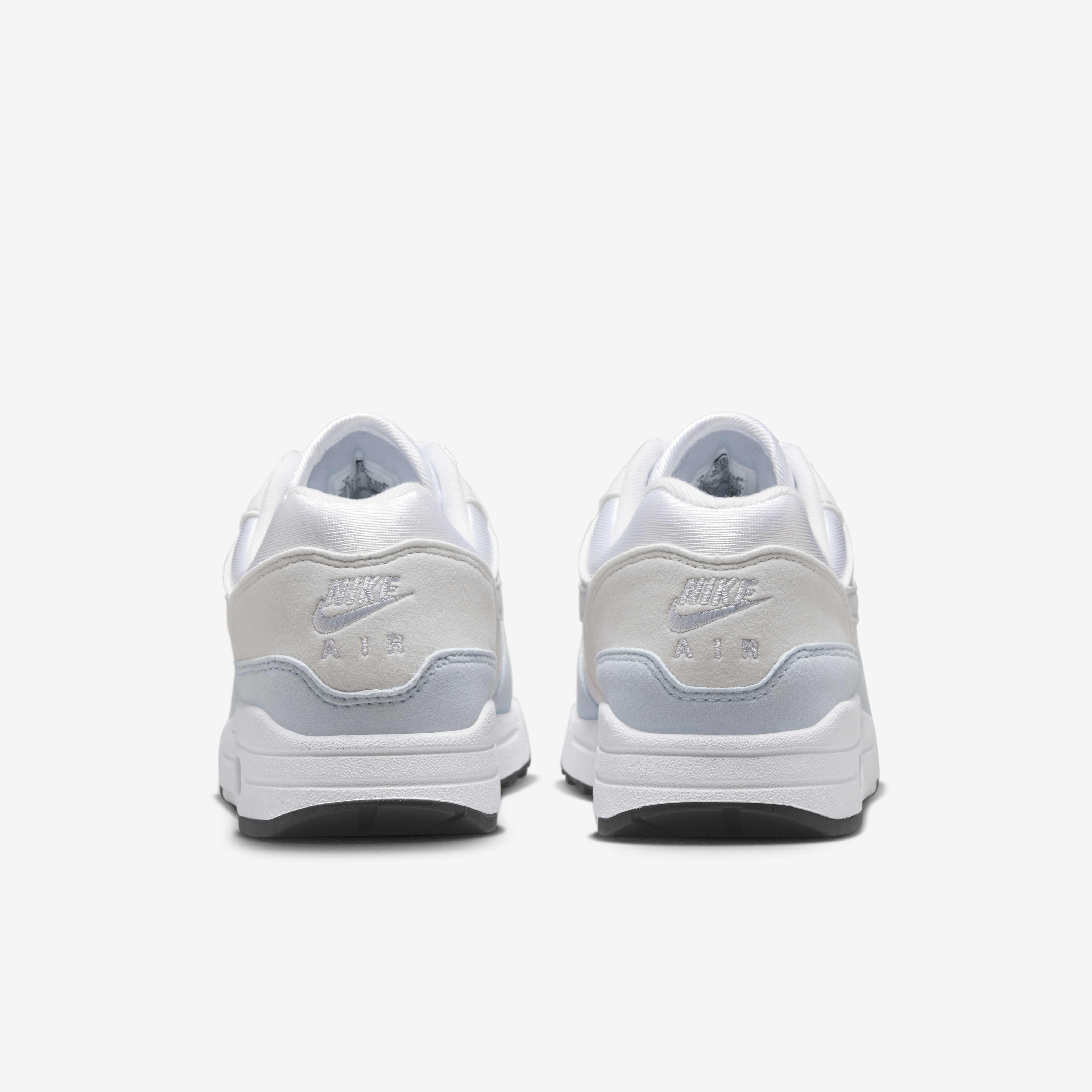 اير ماكس 1 image number 6