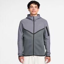 Nike Tech