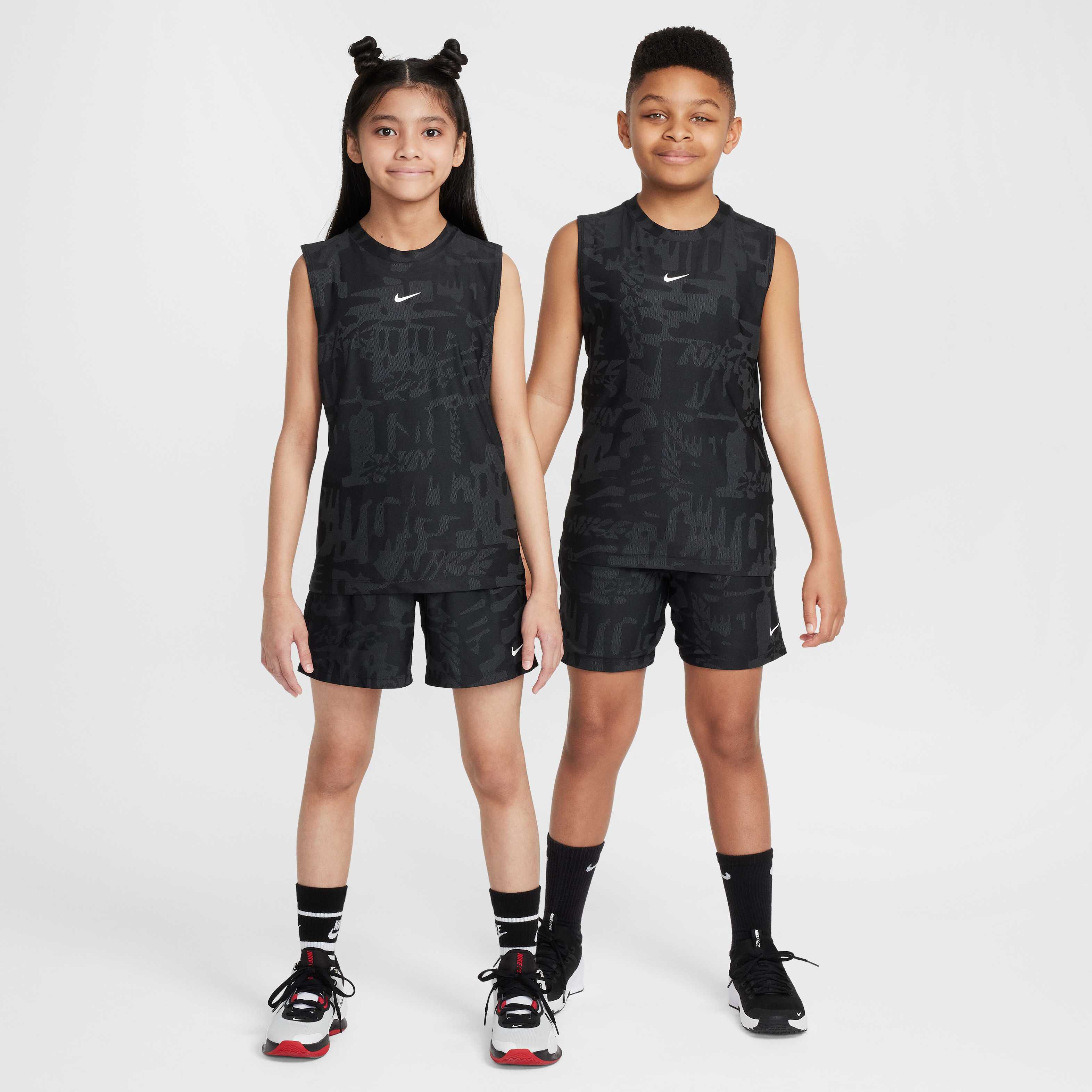 نايكي مالتي image number 4