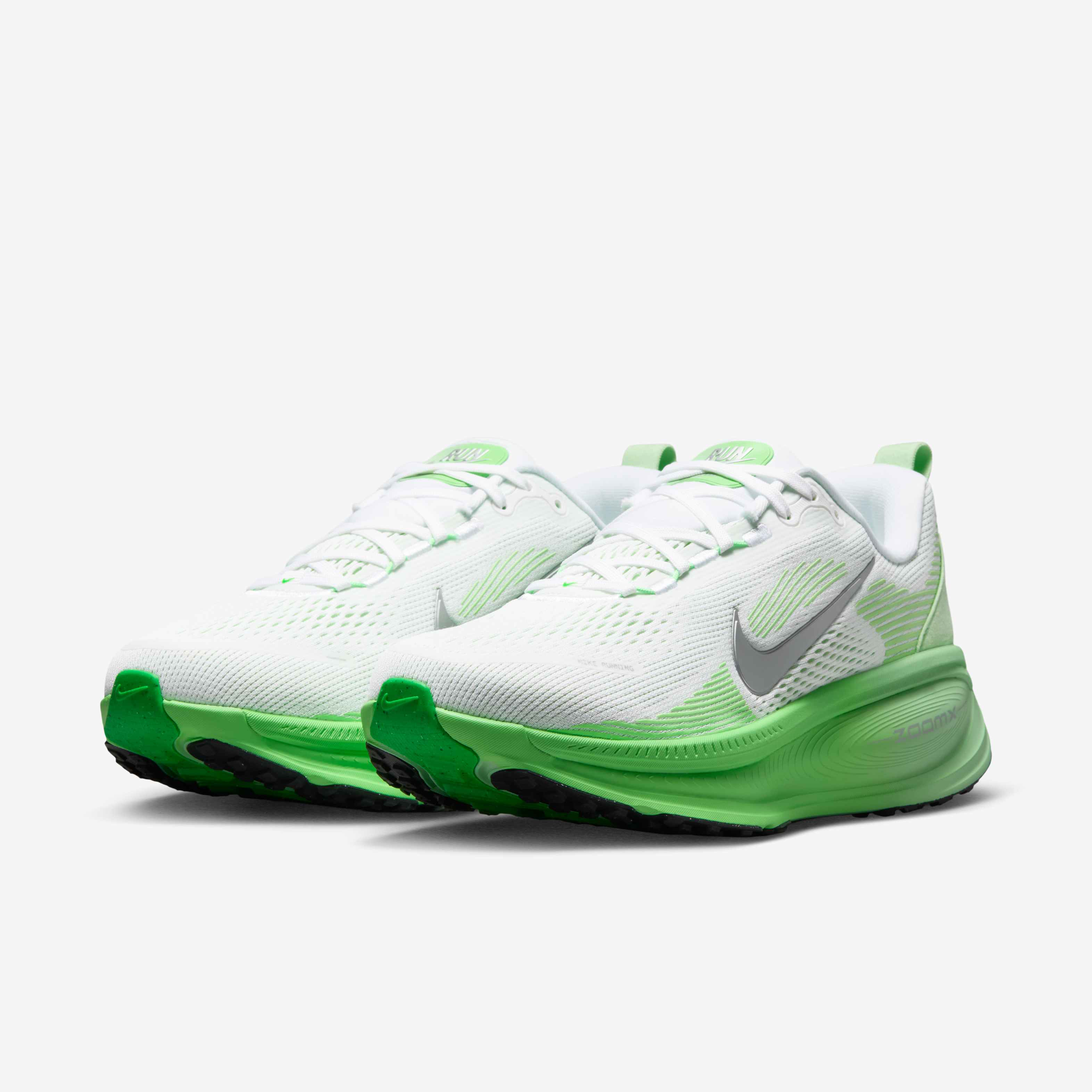Nike Vomero 18 image number 4