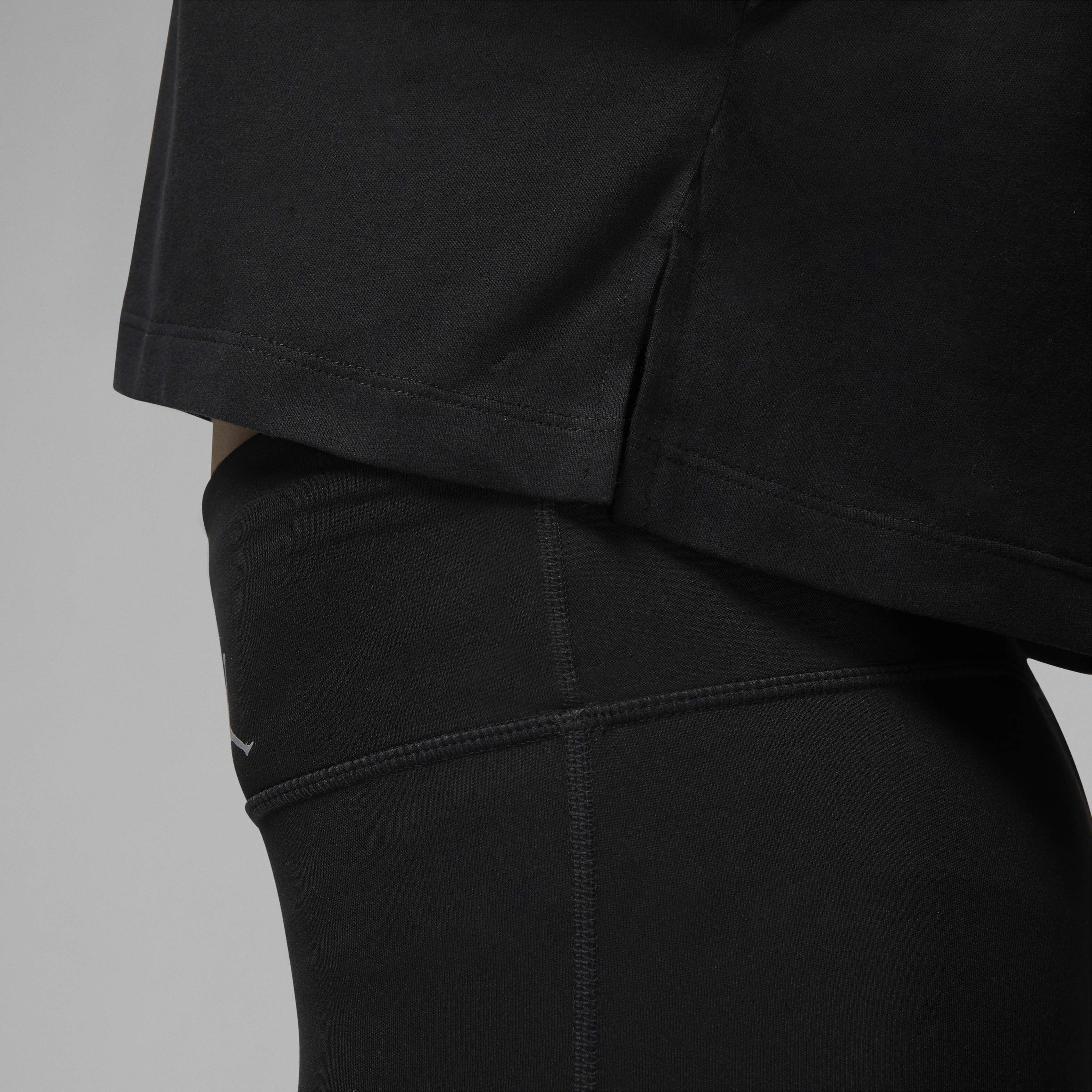 Jordan Sport Essentials image number 3