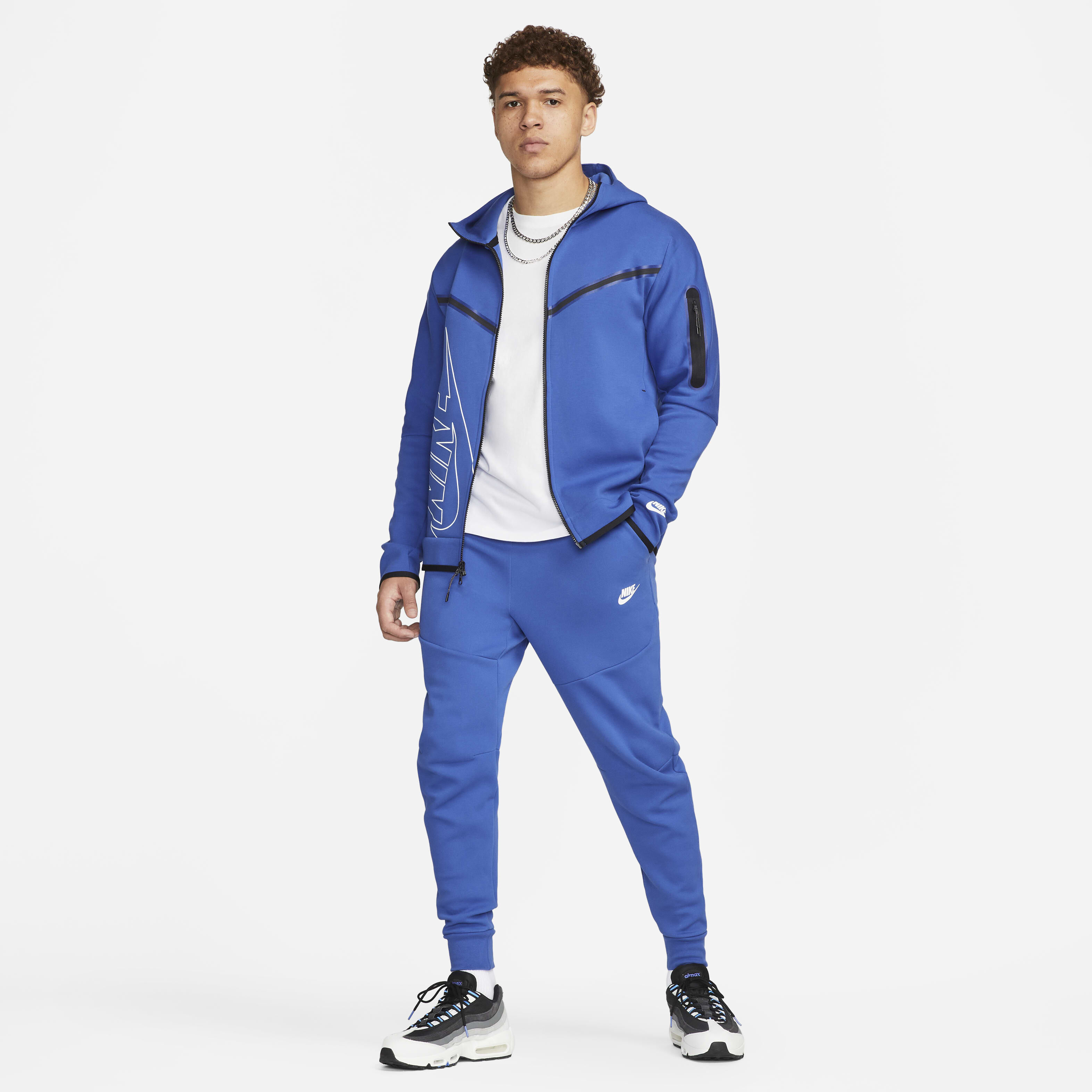 Nike Sportswear Tech Fleece image number 6