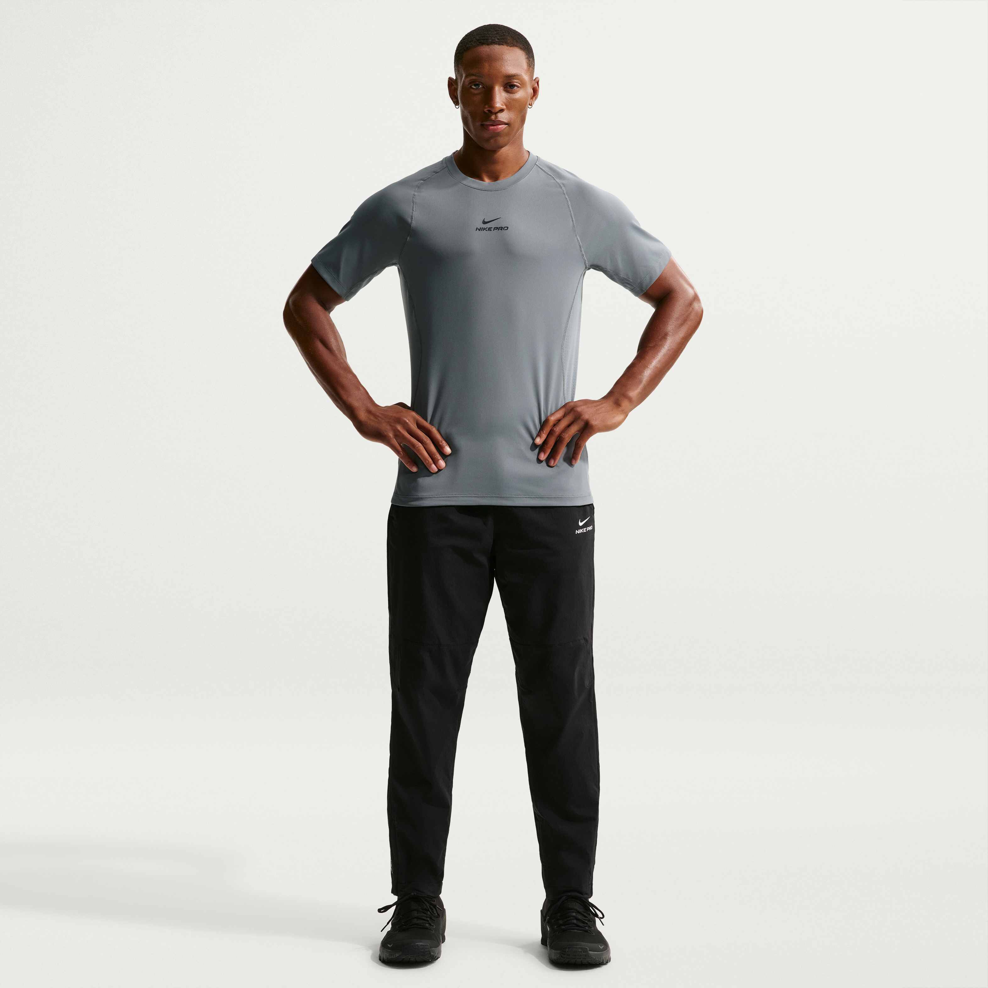 Nike Pro Training image number 3