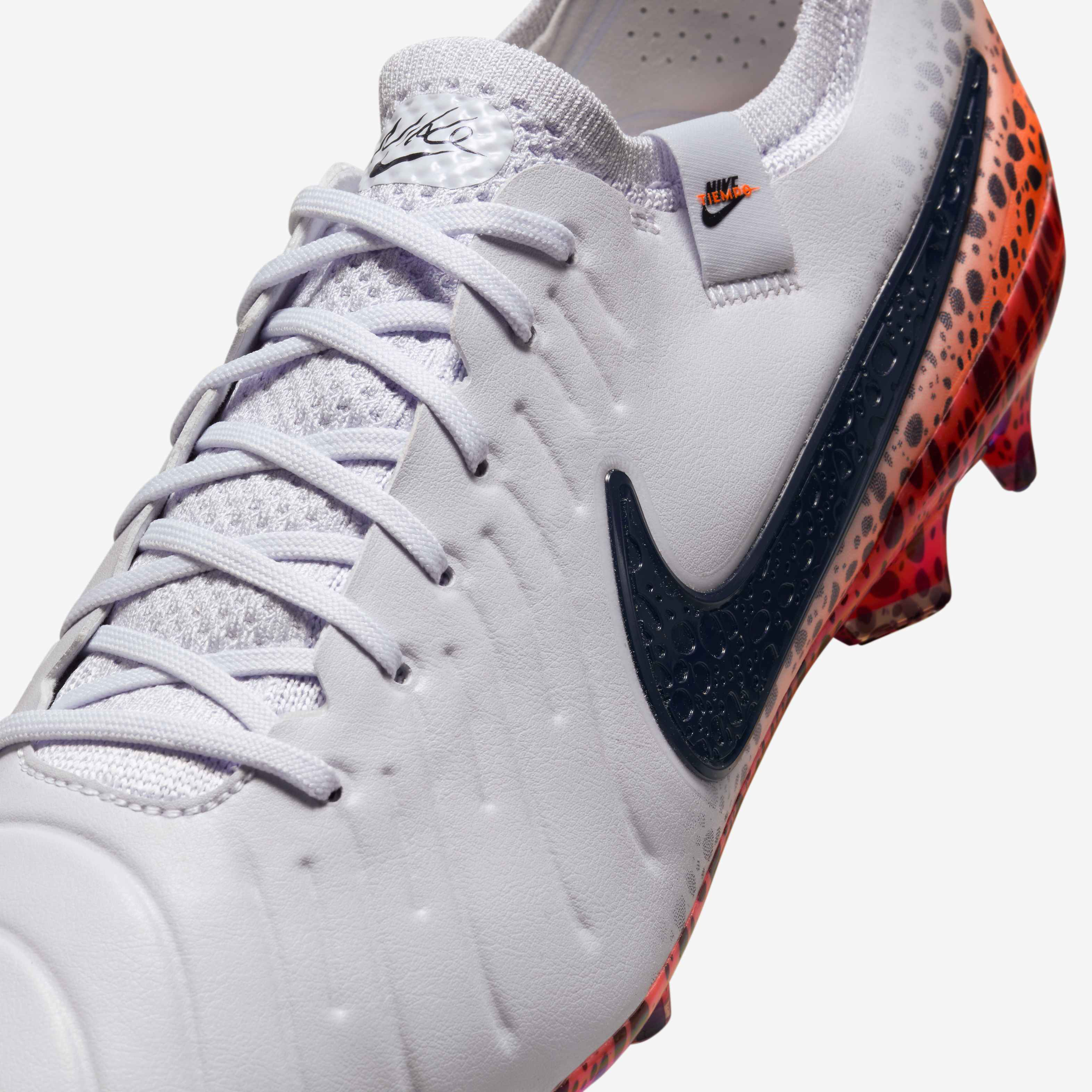 Nike Tiempo Legend 10 Elite Electric image number 8