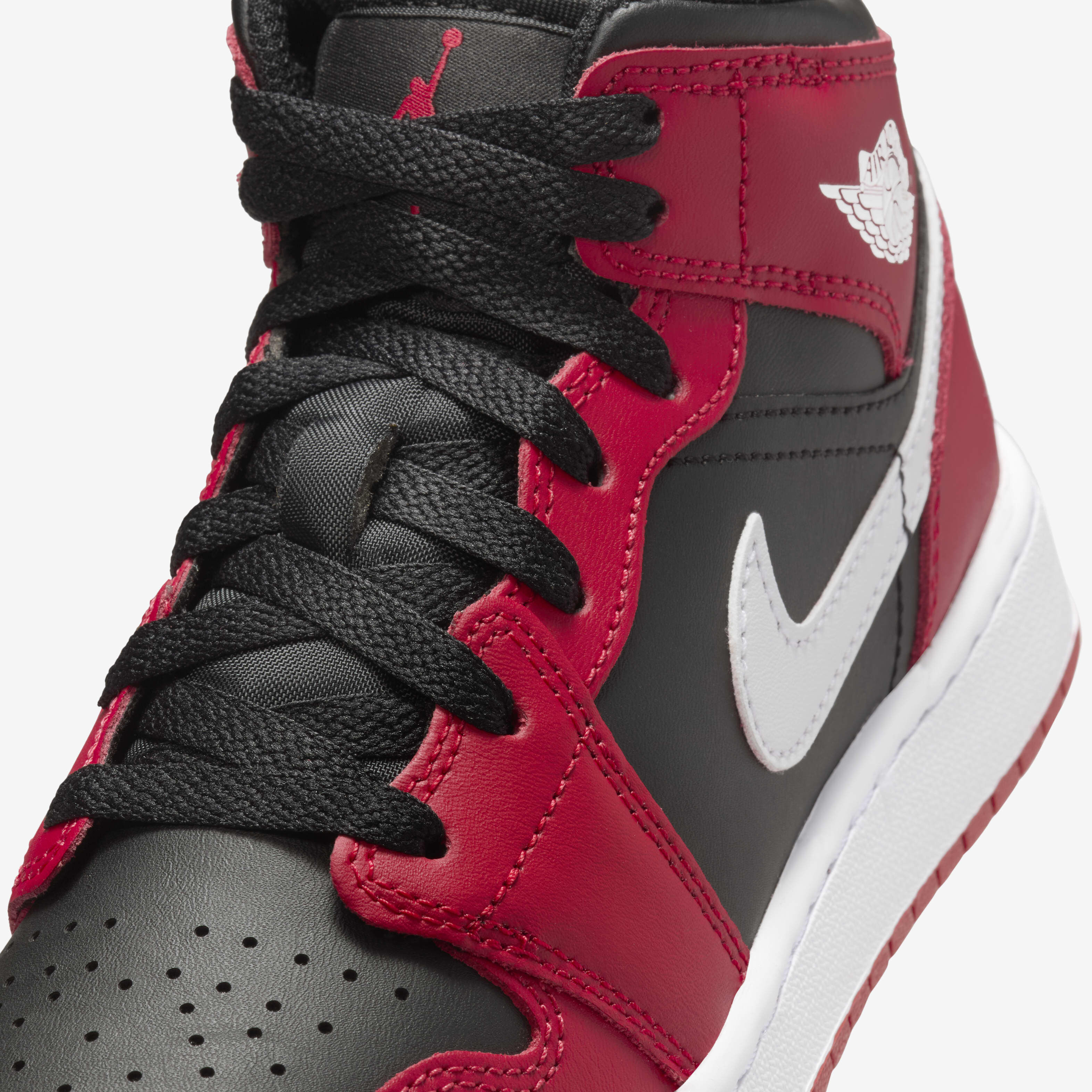 靴 Nike Air Jordan 1 MID BLACK/GYM RED 27cm Jordan 1 Mid Womens Shoes, Black/Gym Red-sail, 10.5 : Amazon