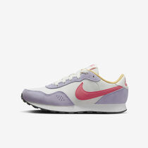 Nike MD Valiant