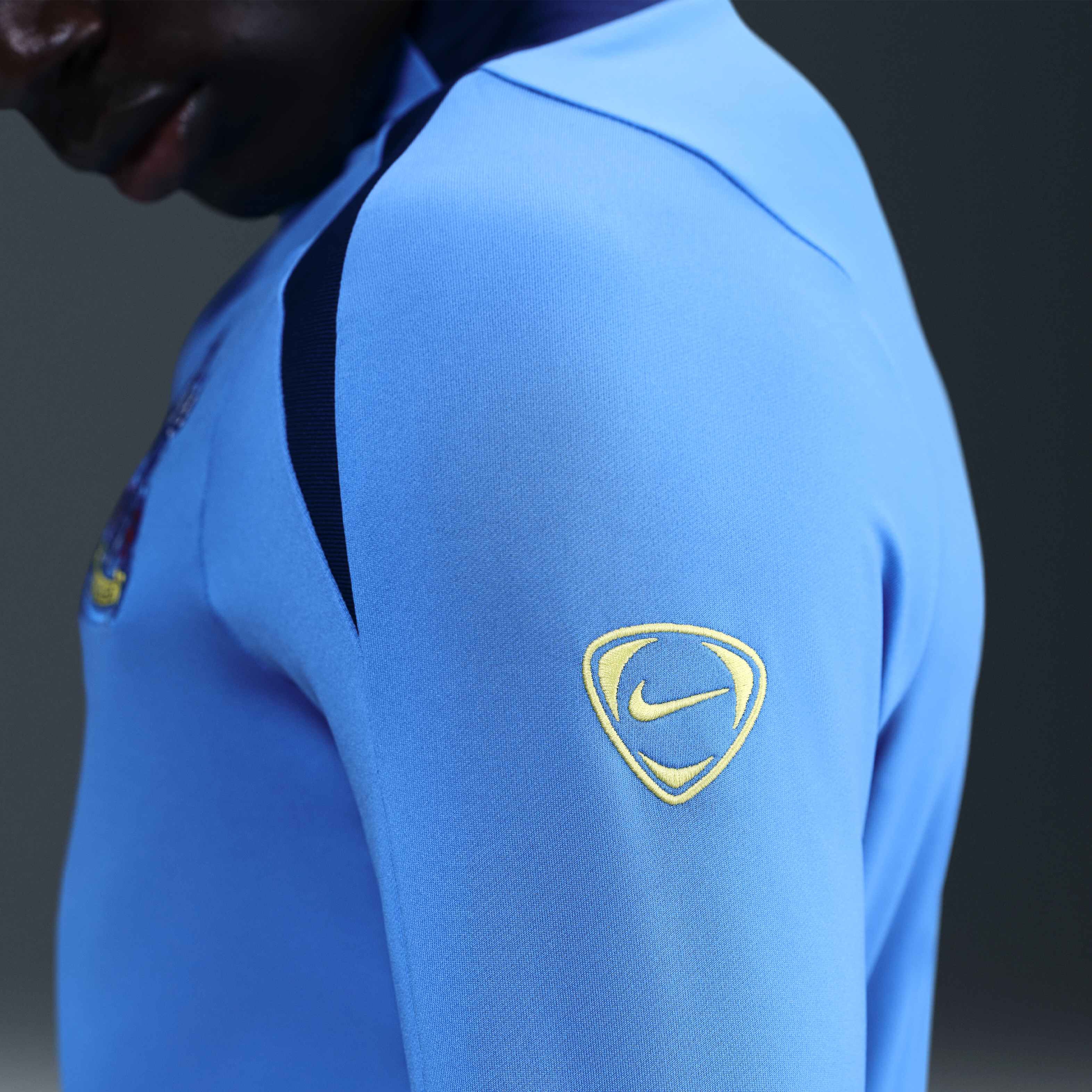 Tottenham Hotspur Strike Third image number 5