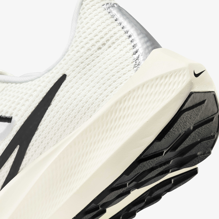 Nike Pegasus 40 image number 8 Nike Pegasus 40 image number 8