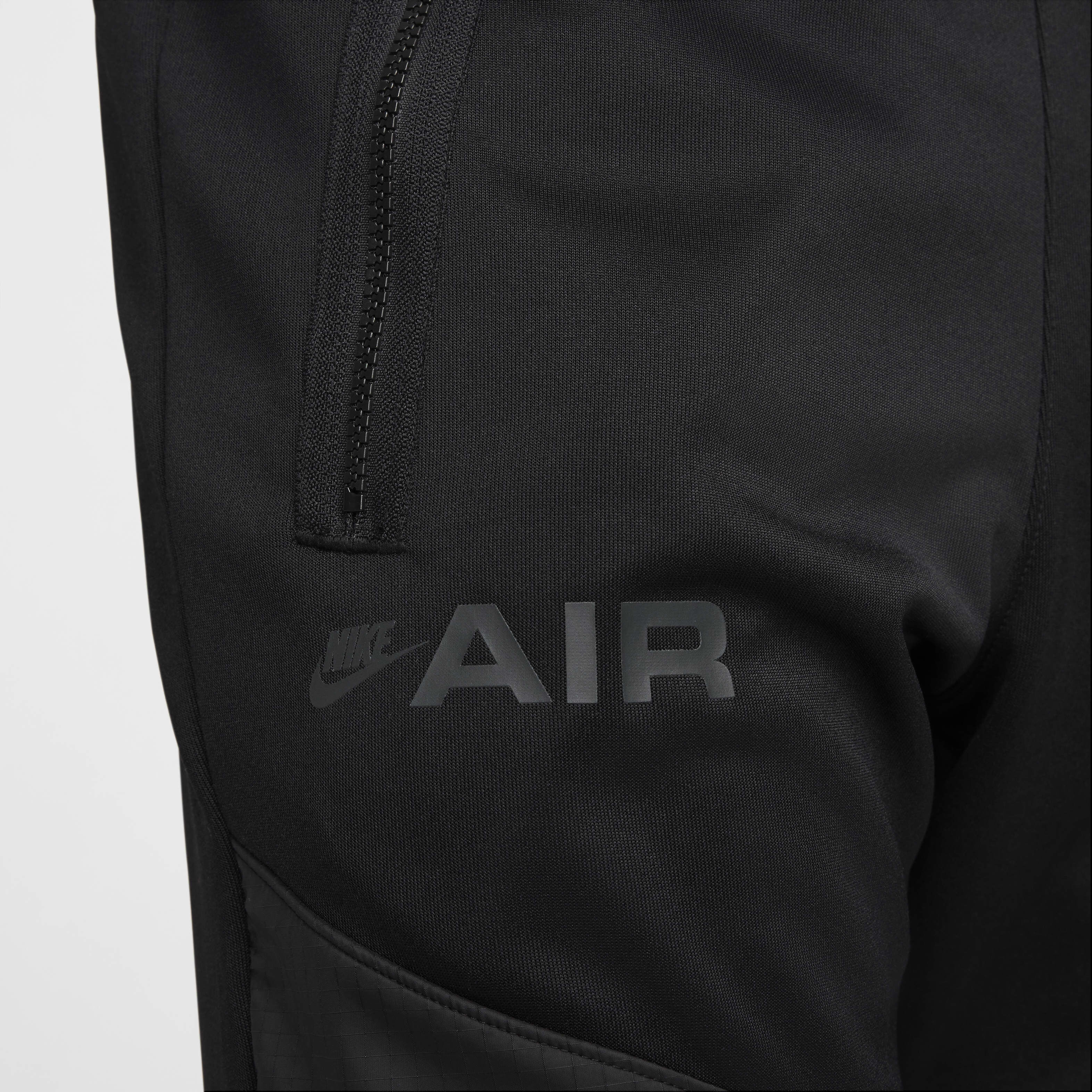 Black nike air max joggers best sale