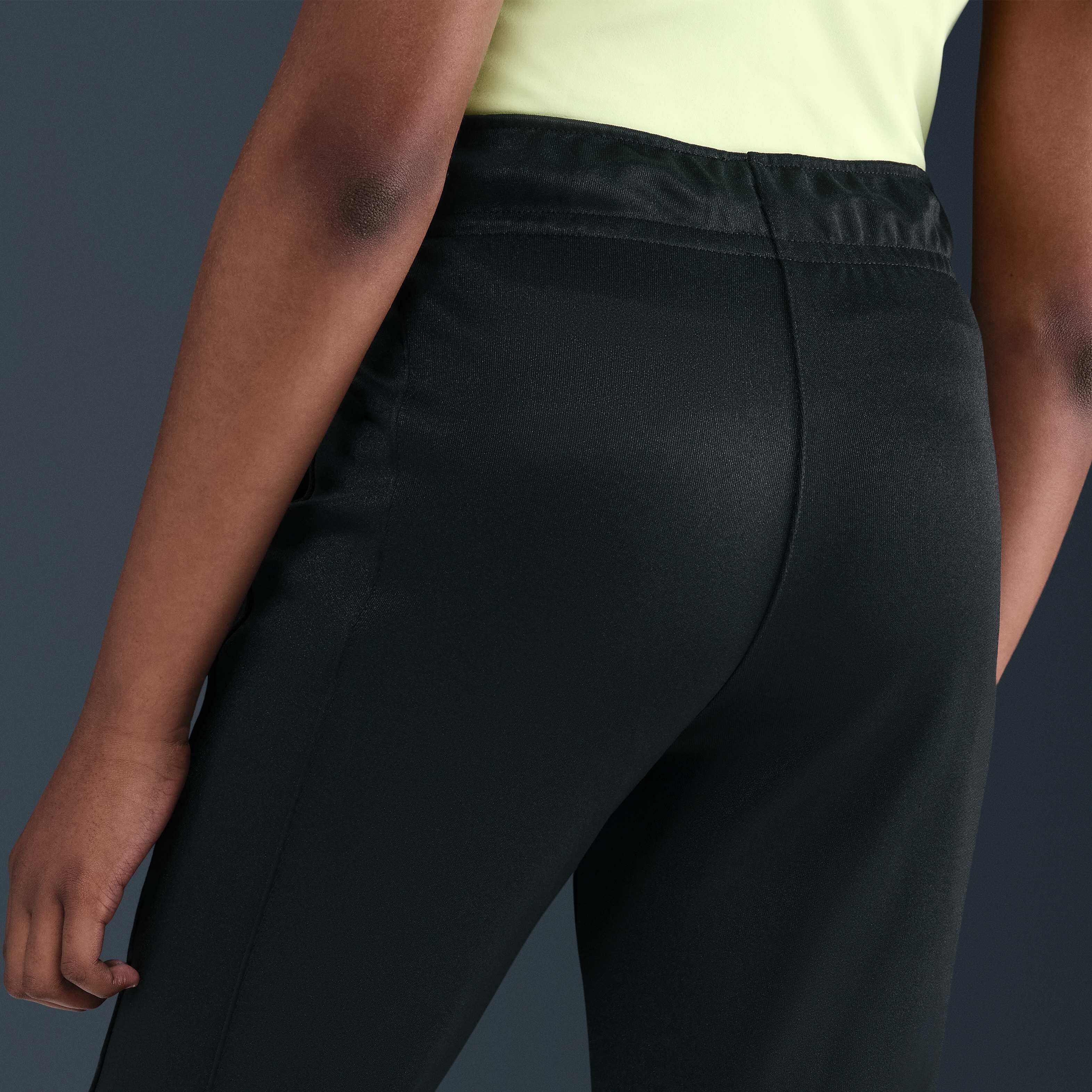 Nike Sportswear image number 2