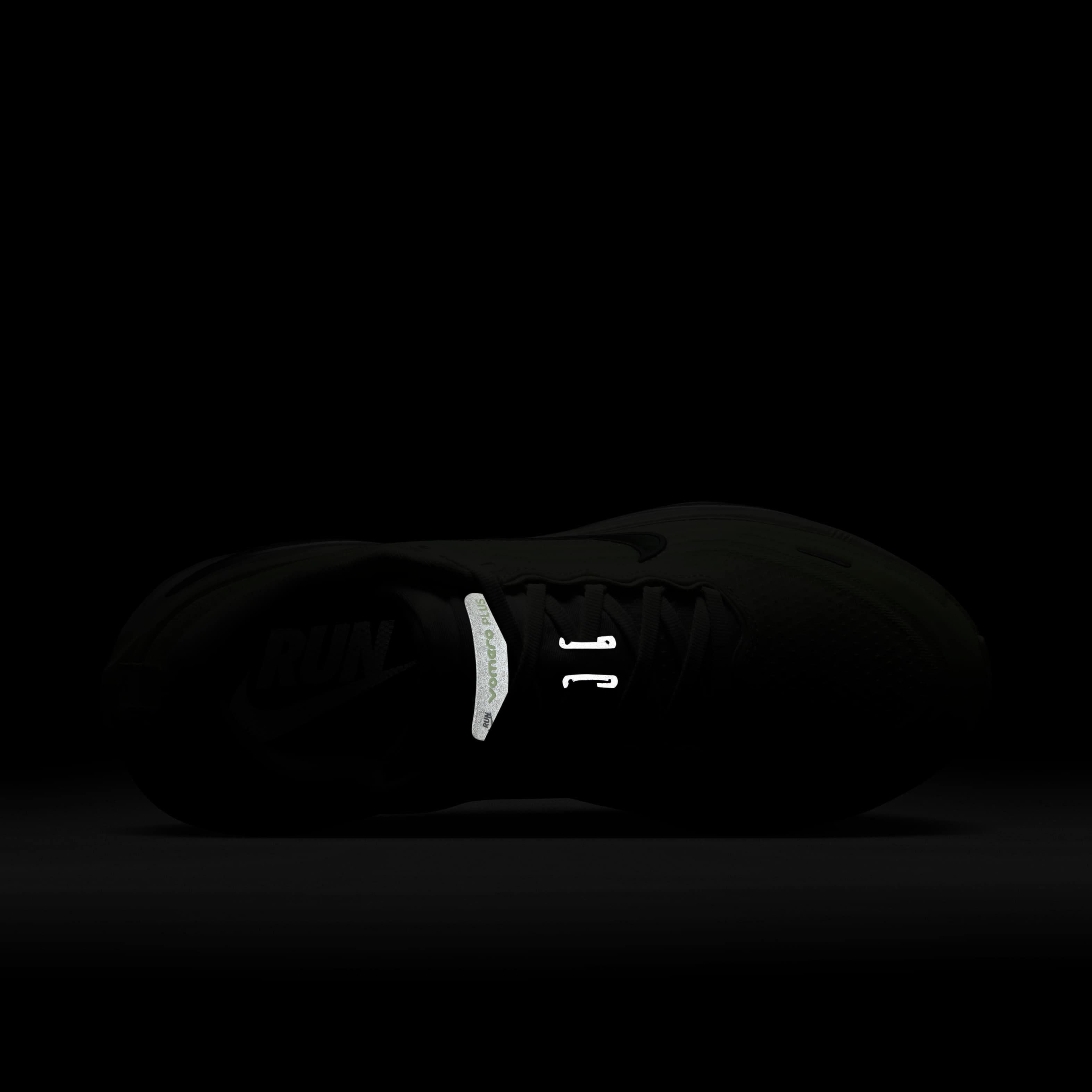 Nike Vomero Plus image number 8