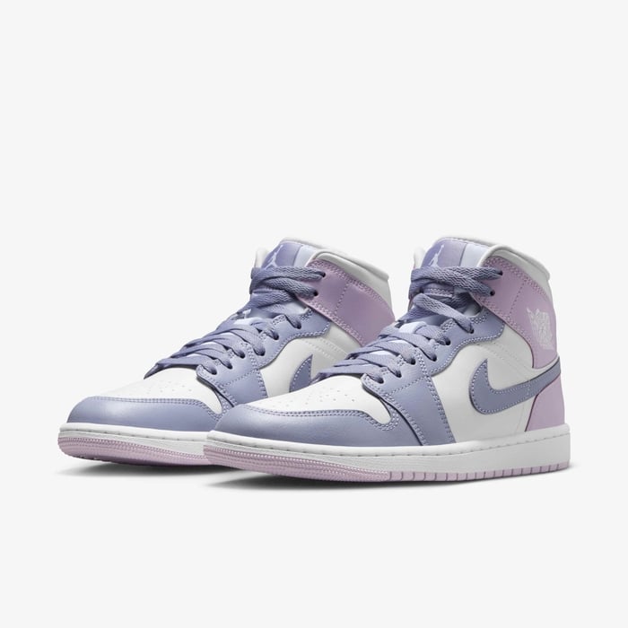 Air Jordan 1 Mid image number 4 Air Jordan 1 Mid image number 4