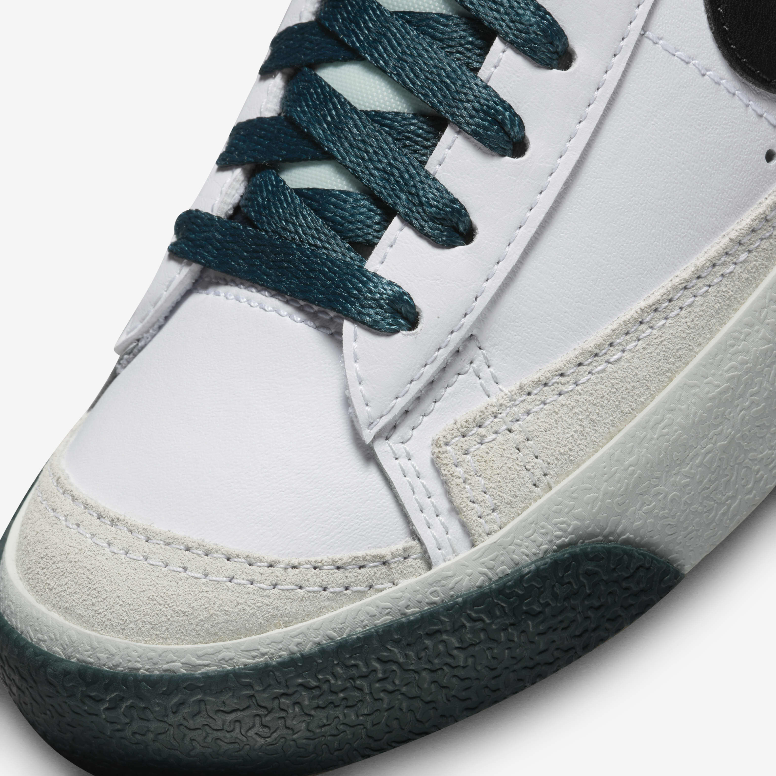 نايكي بليزر ميد '77 SE image number 6