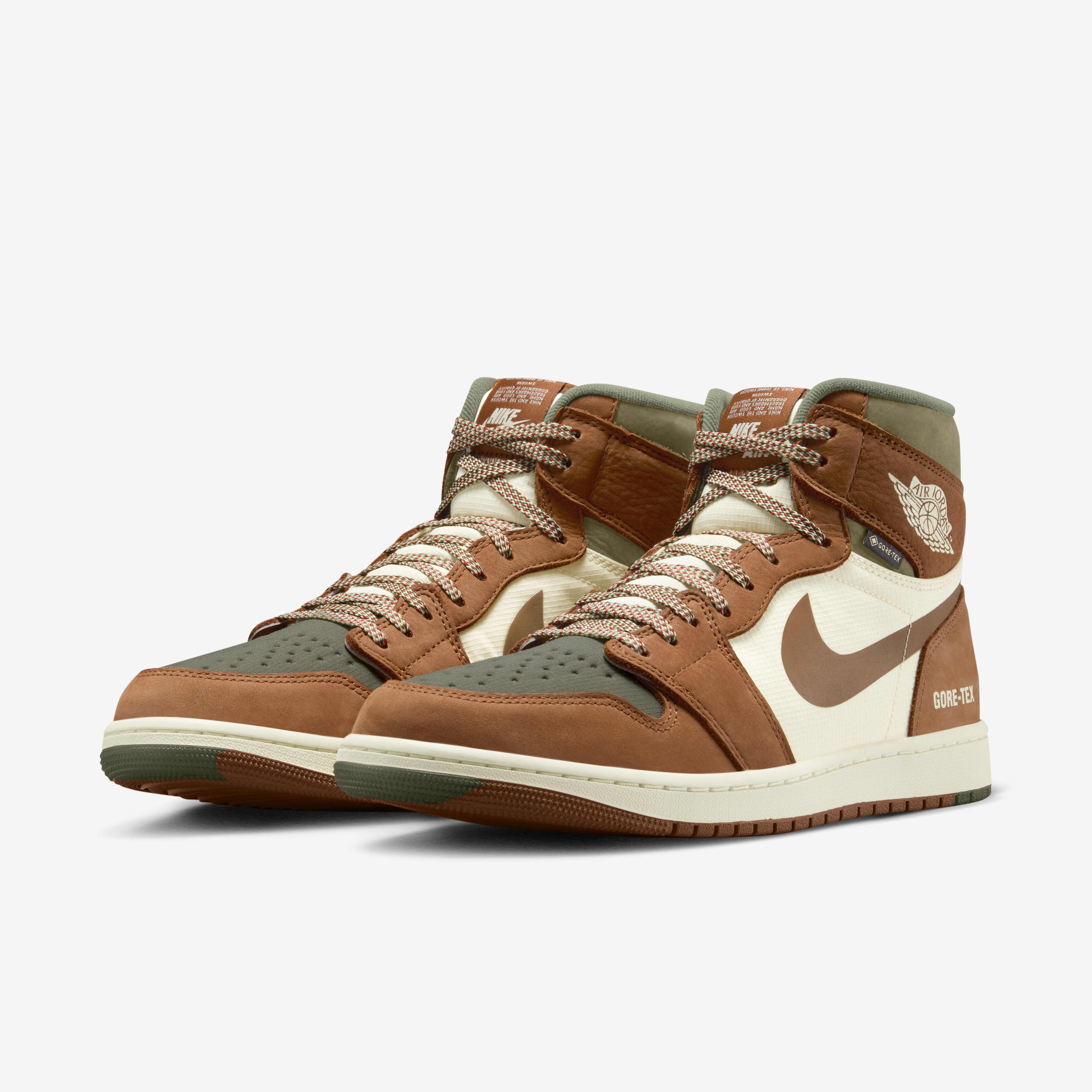 Air Jordan 1 image number 4