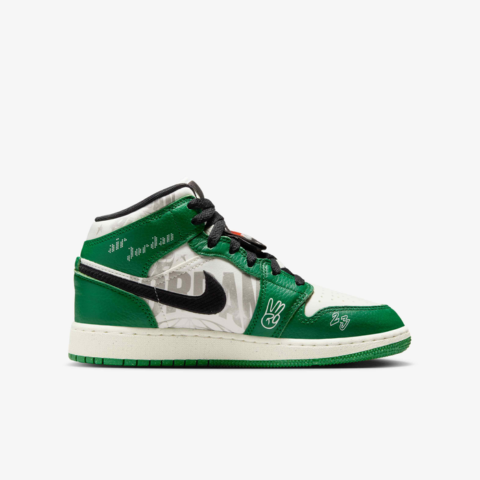 Air Jordan 1 Mid SE image number 2 Air Jordan 1 Mid SE image number 2
