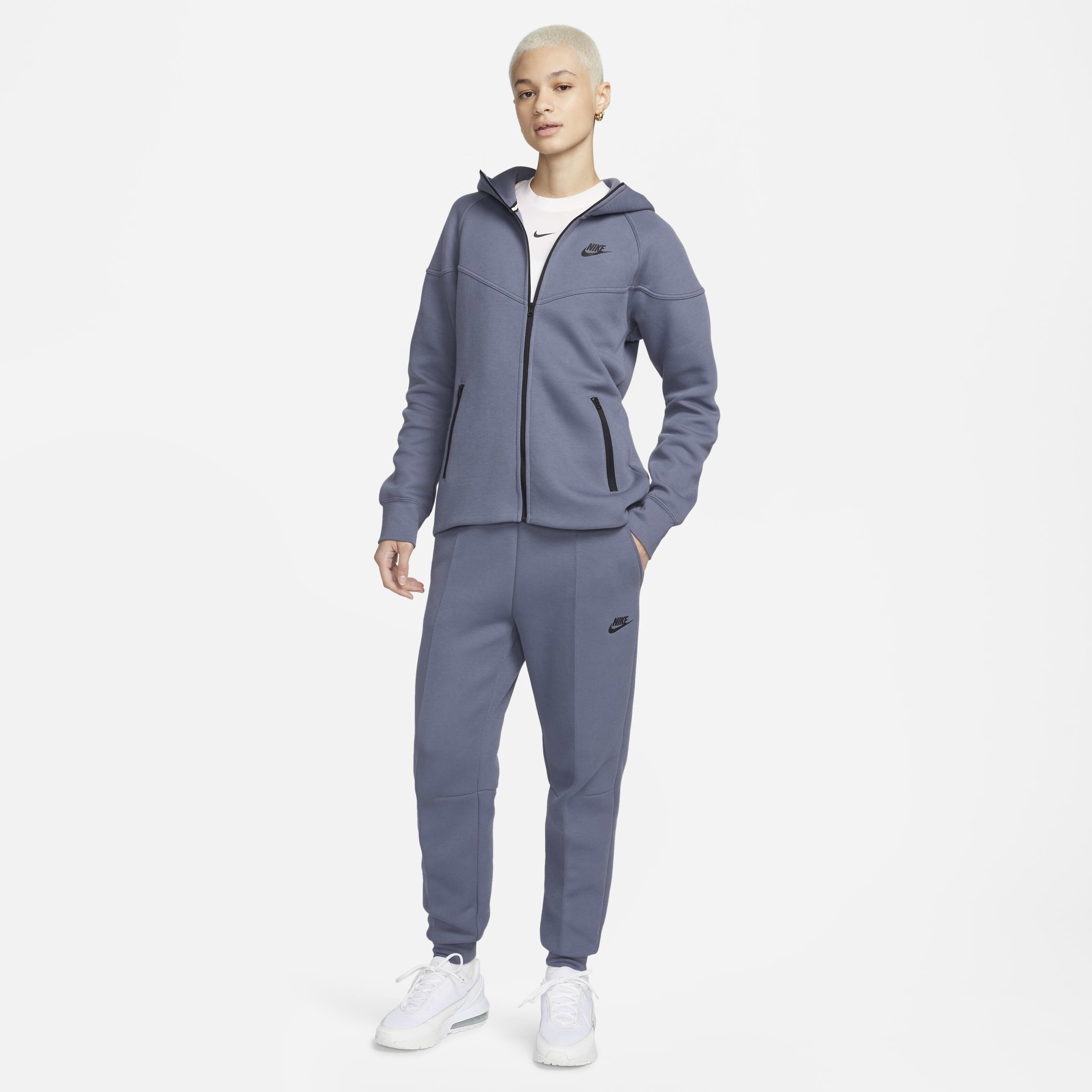 Nike Sportswear Tech Fleece image number 8