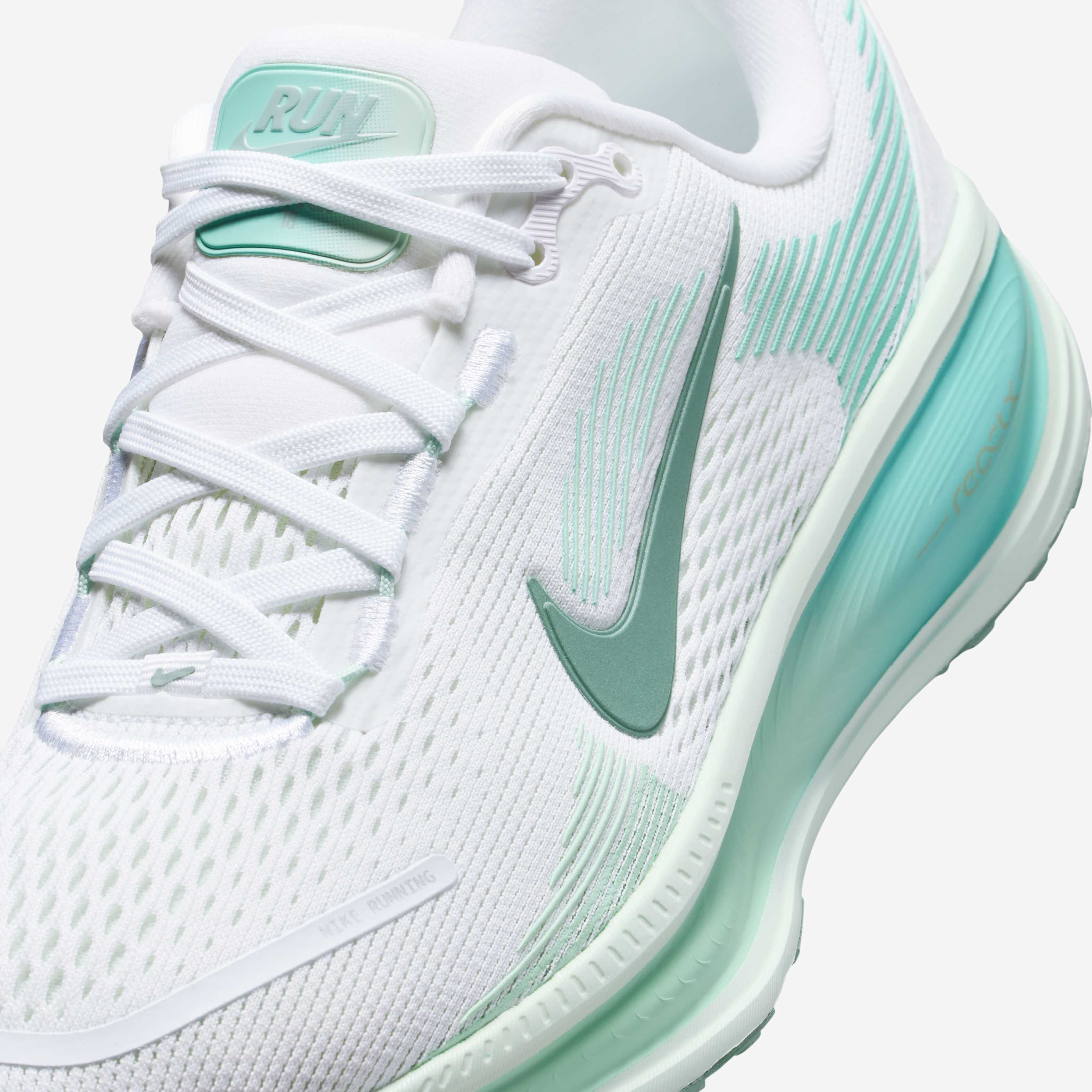 نايكي فوميرو 18 image number 6