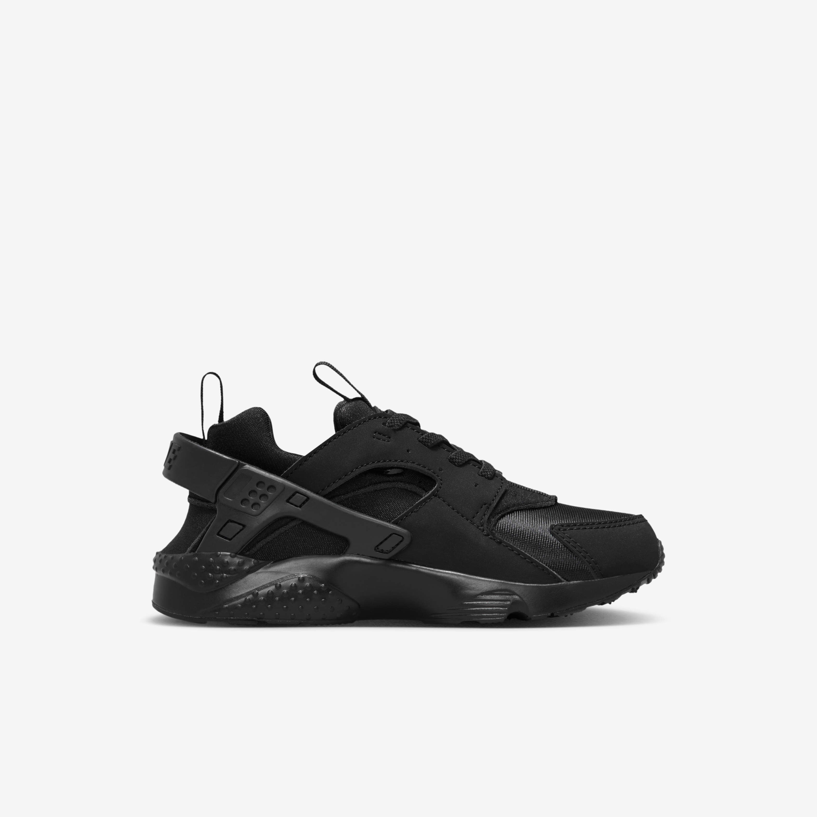 Nike huarache black and white kids shop