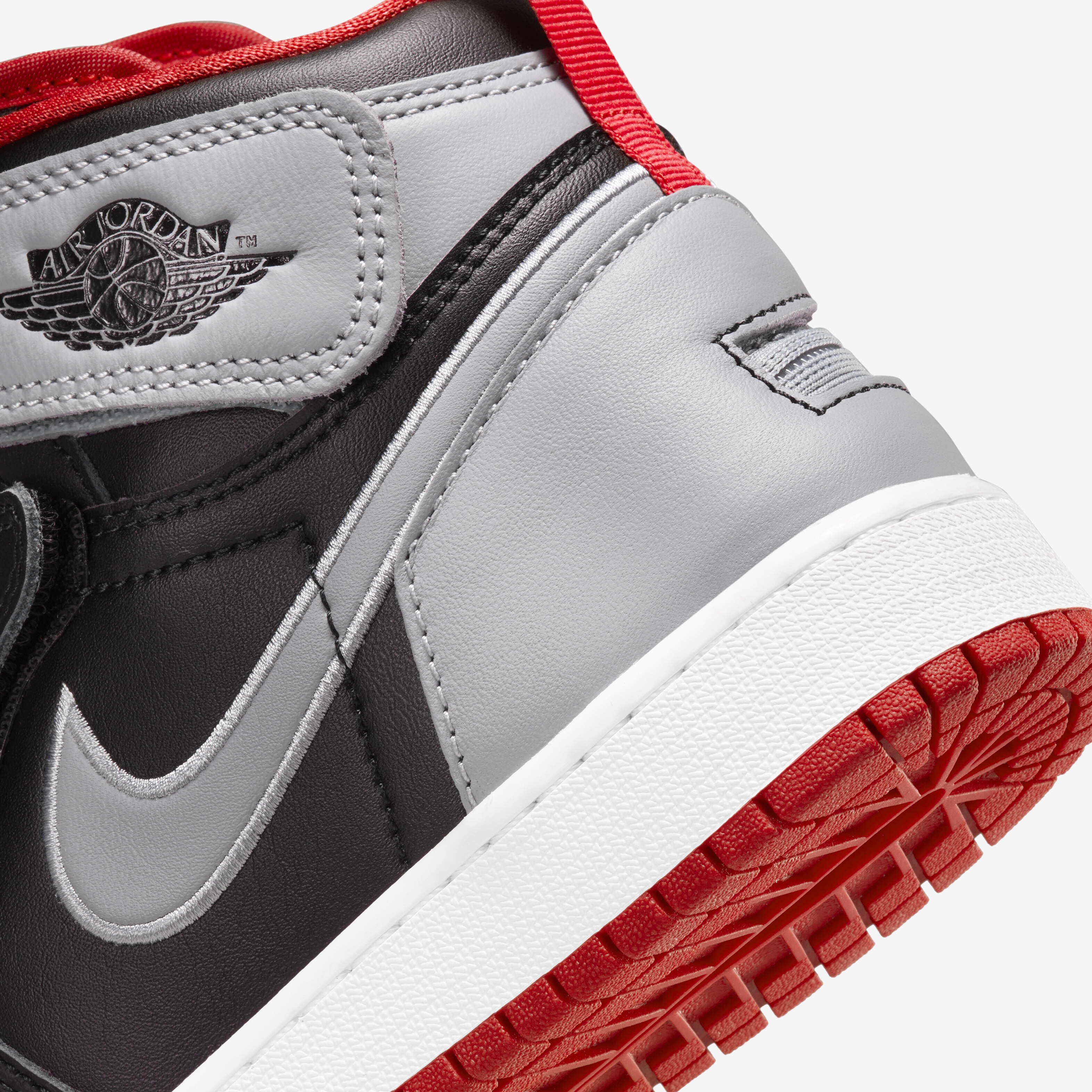 Jordan 1 half black half red best sale