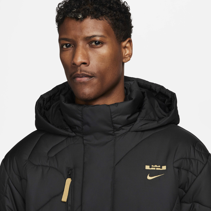 LeBron x Liverpool F.C. image number 2 LeBron x Liverpool F.C. image number 2