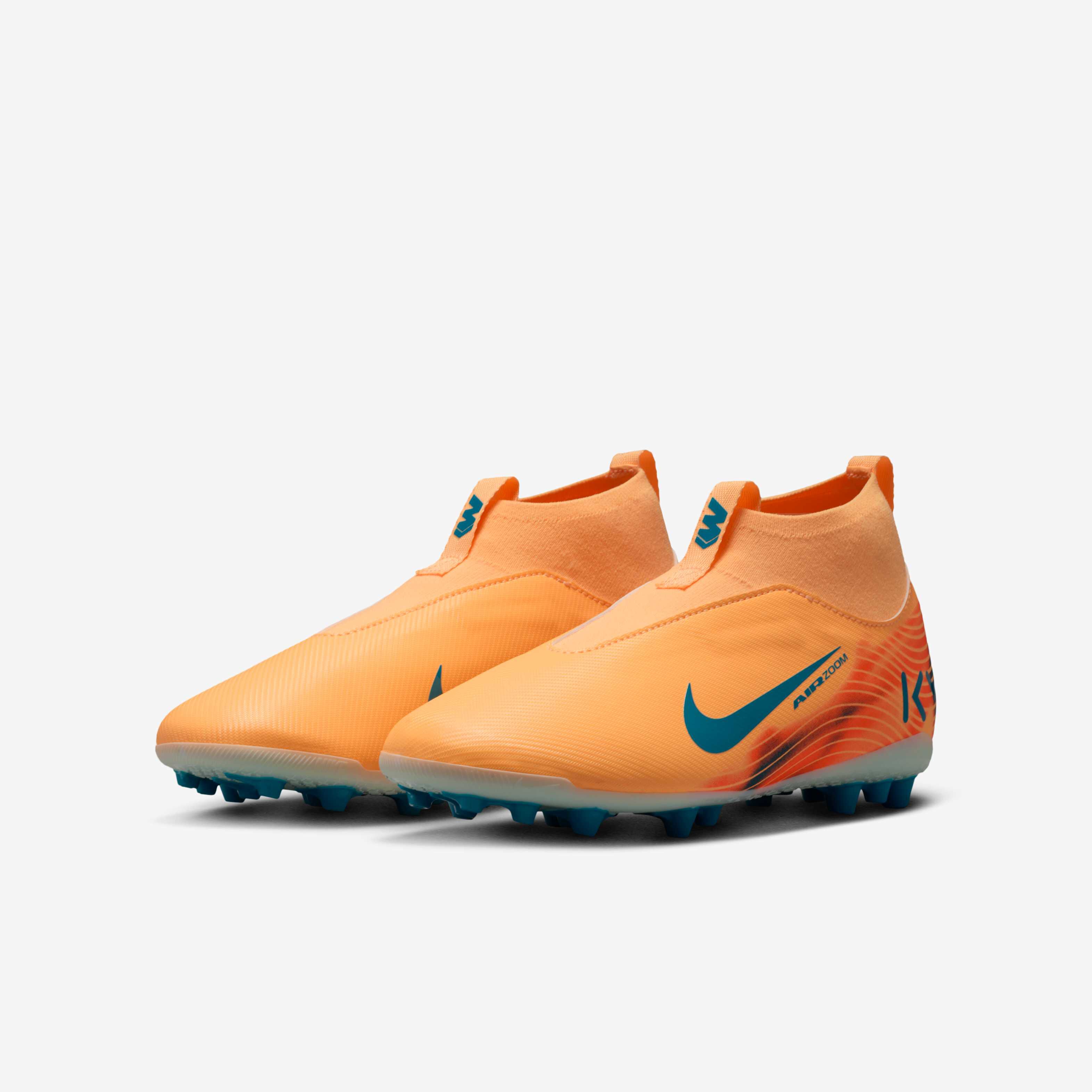 Nike Jr. Mercurial Superfly 10 Academy 'Kylian Mbapp&eacute;' image number 4
