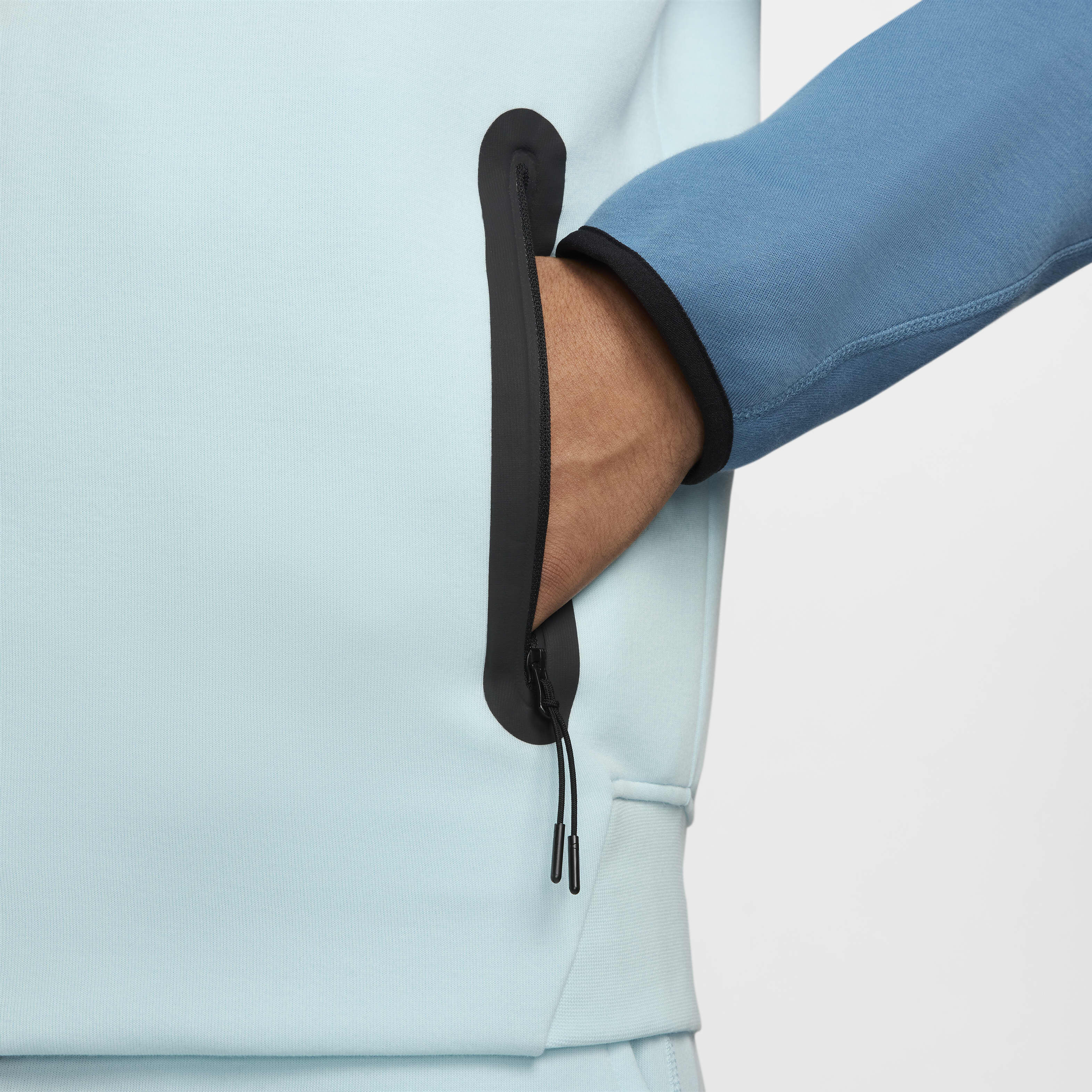 Nike Sportswear Tech Fleece Windrunner image number 2