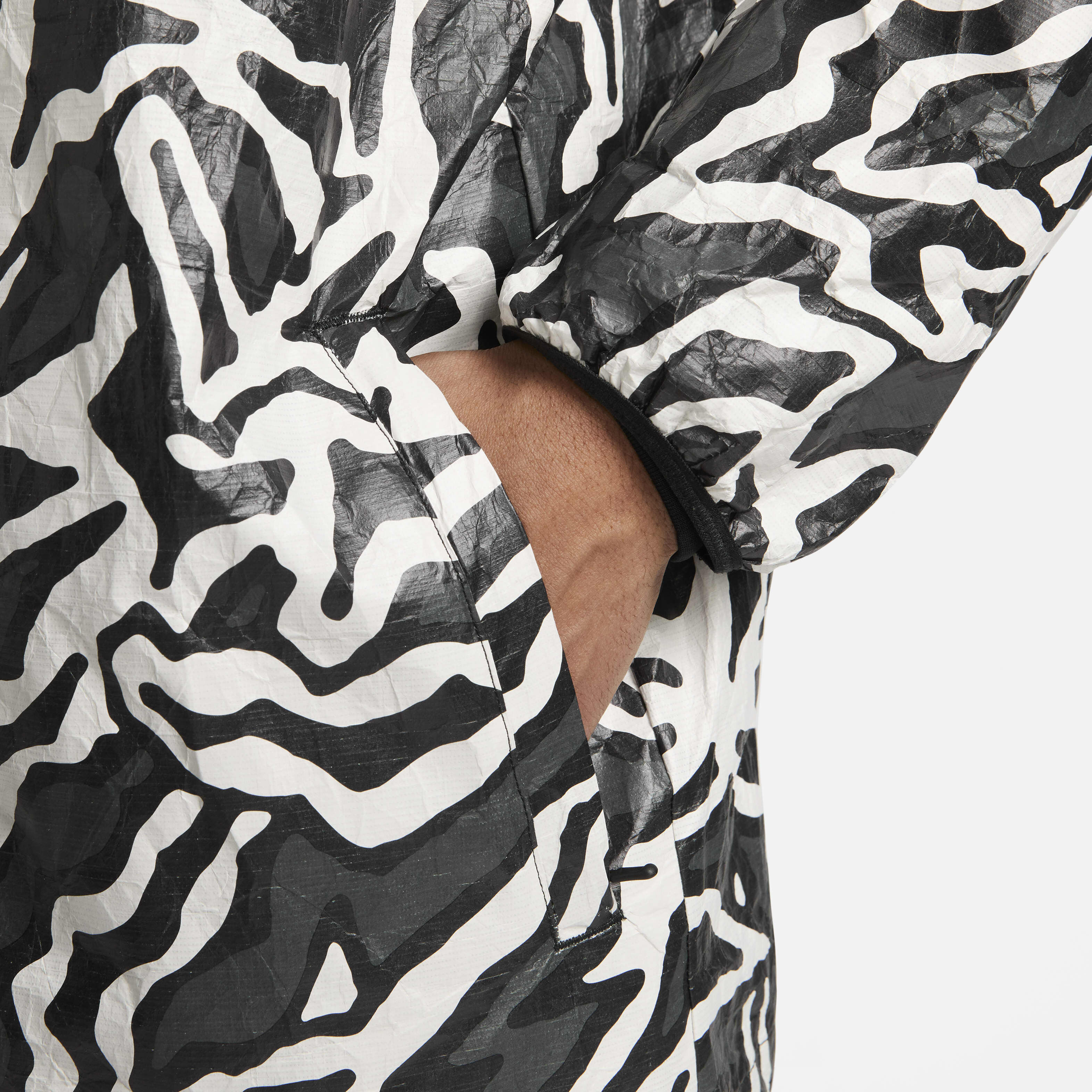 Nike Sportswear Trend image number 6