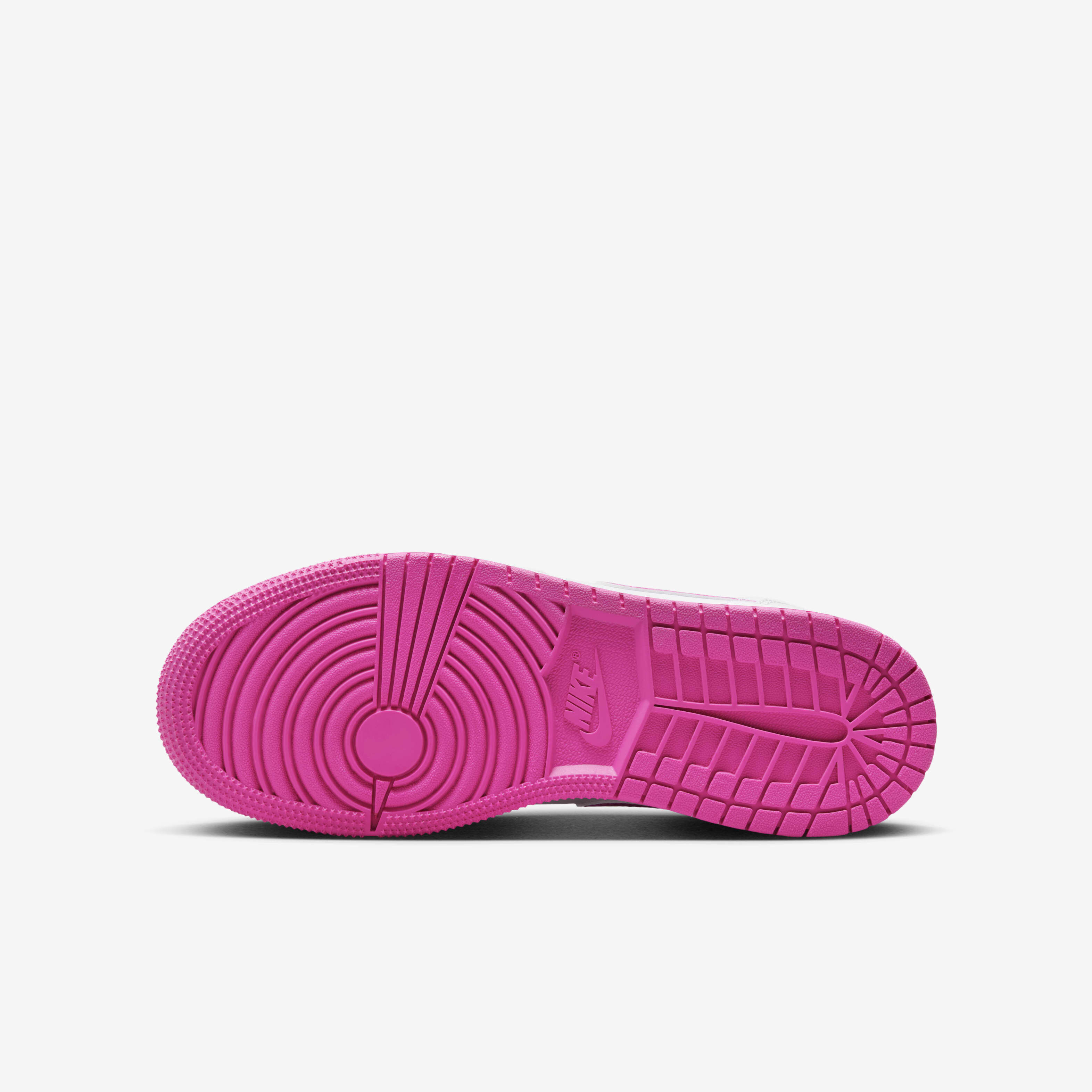 اير جوردن 1 ميد image number 1