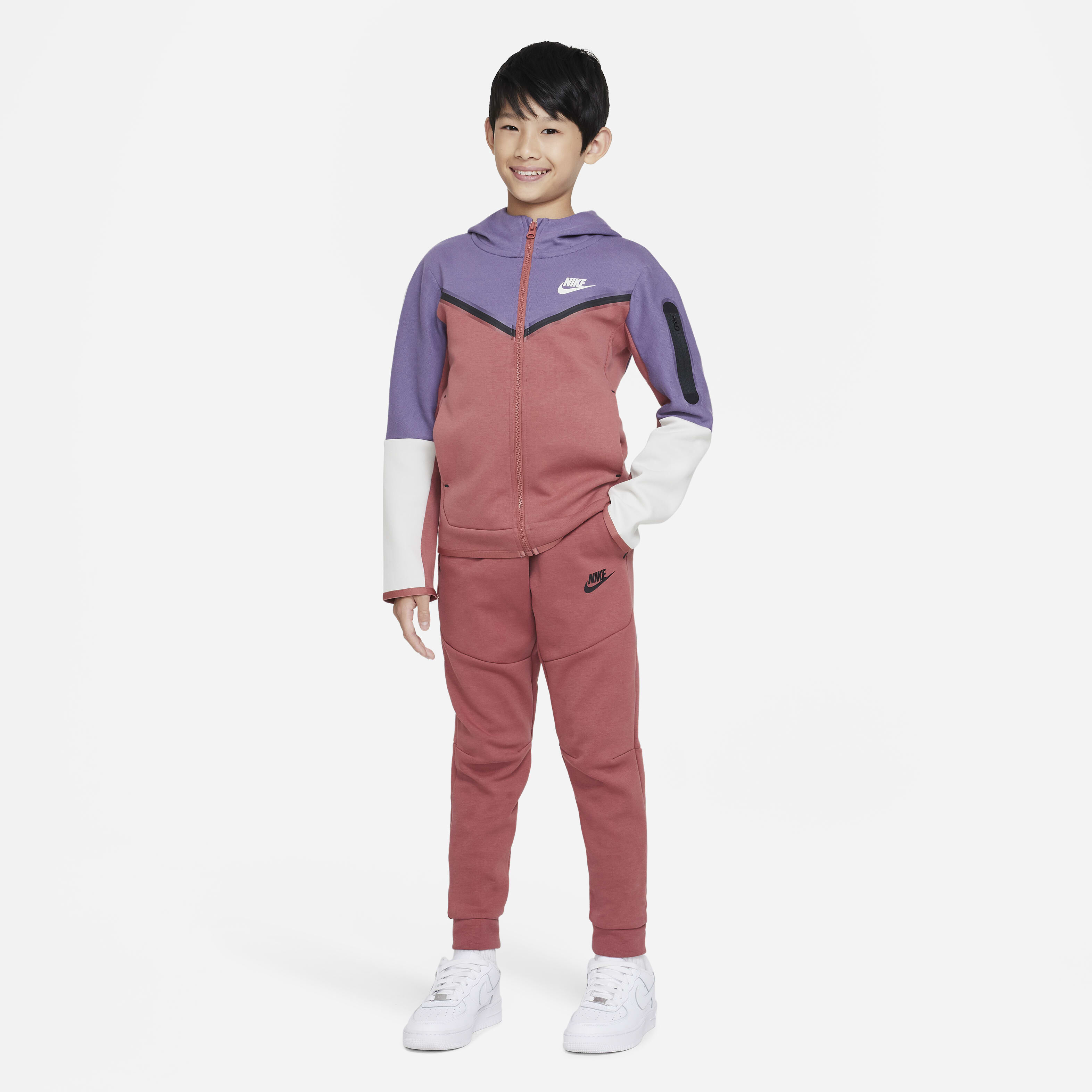 نايكي سبورتسوير تك فليس image number 5