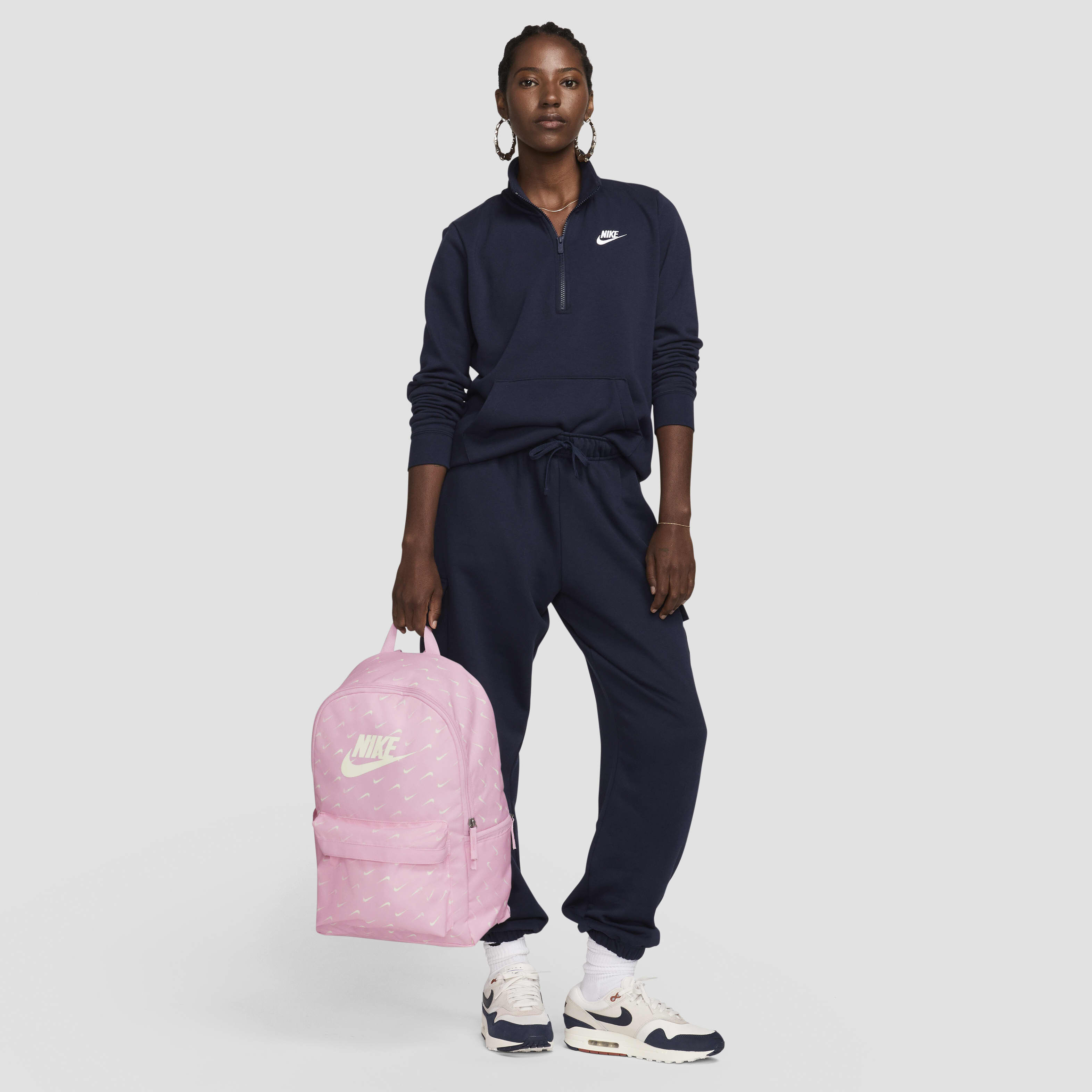 Nike Heritage image number 8