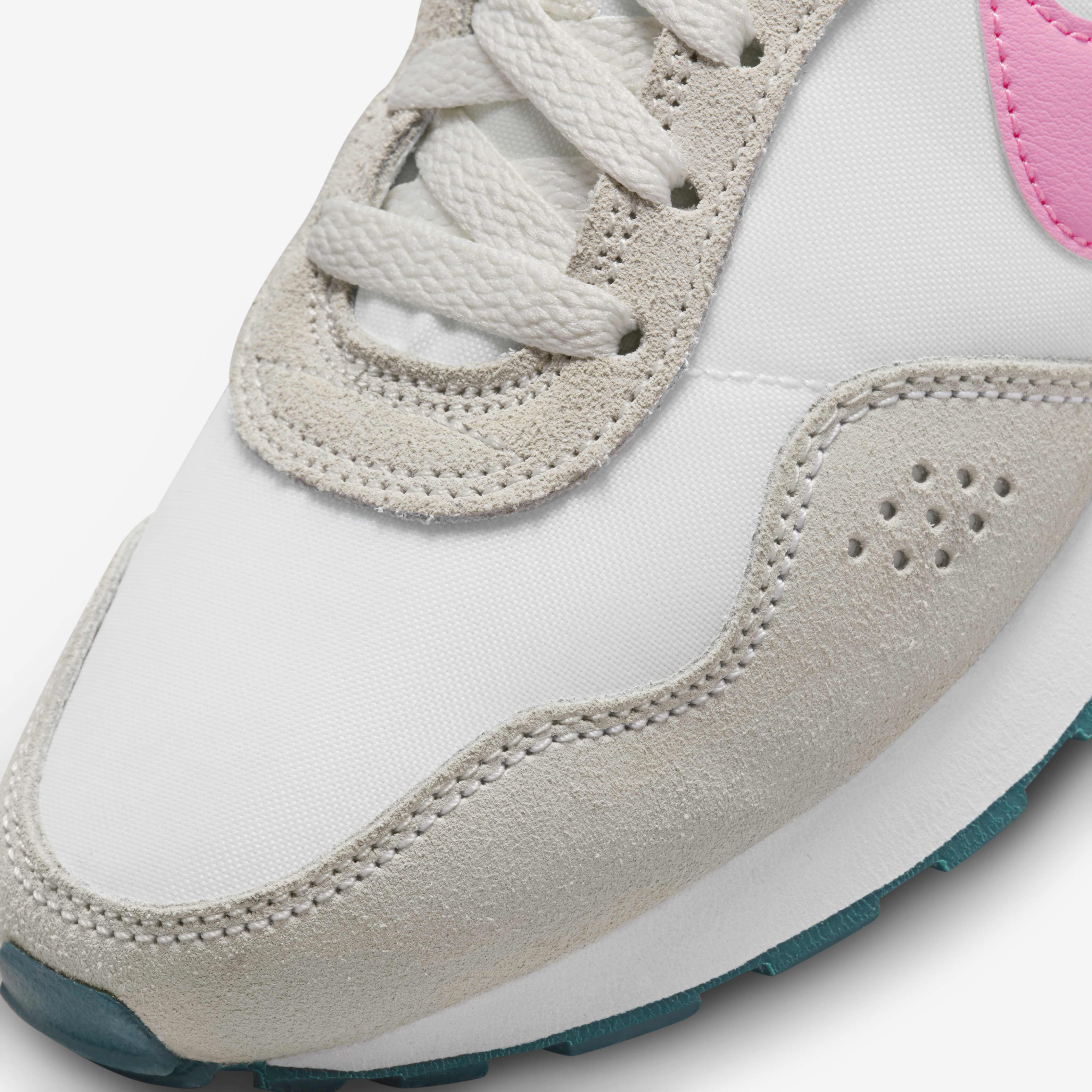 Nike MD Valiant image number 6